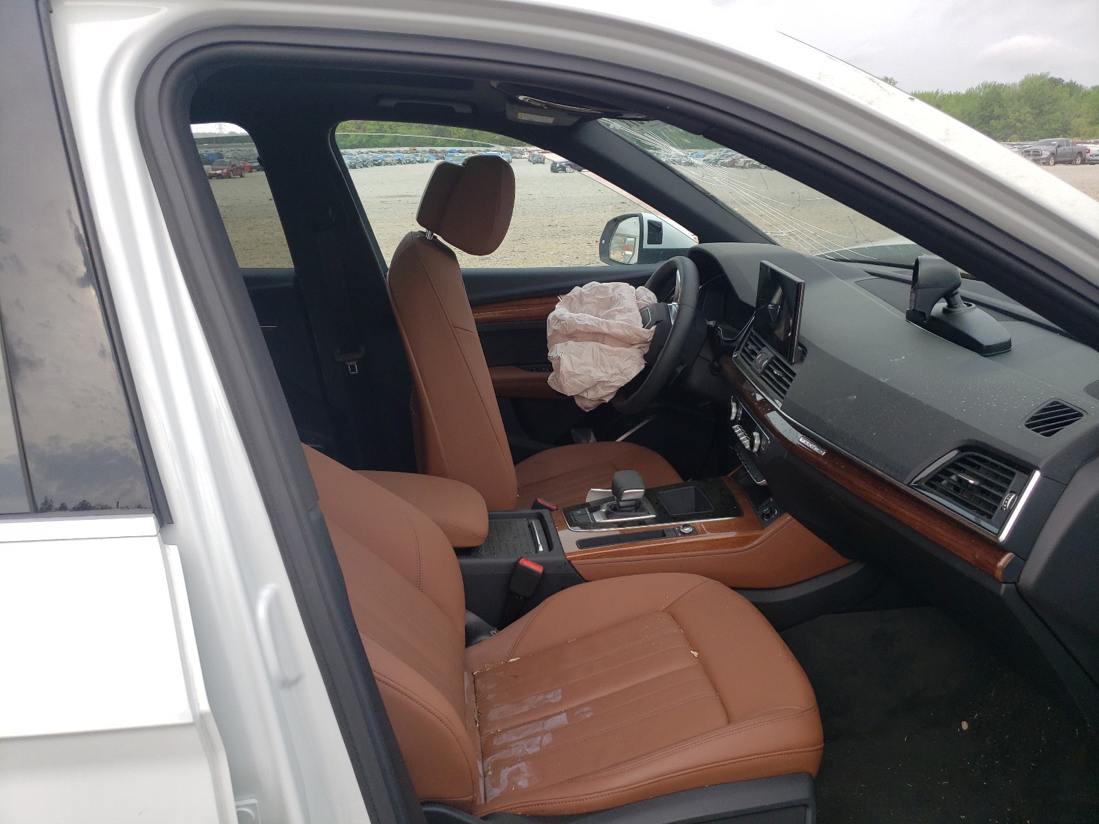 Photo 5 from auction – 2021 AUDI Q5 PREMIUM with VIN WA1BAAFY8M2051520