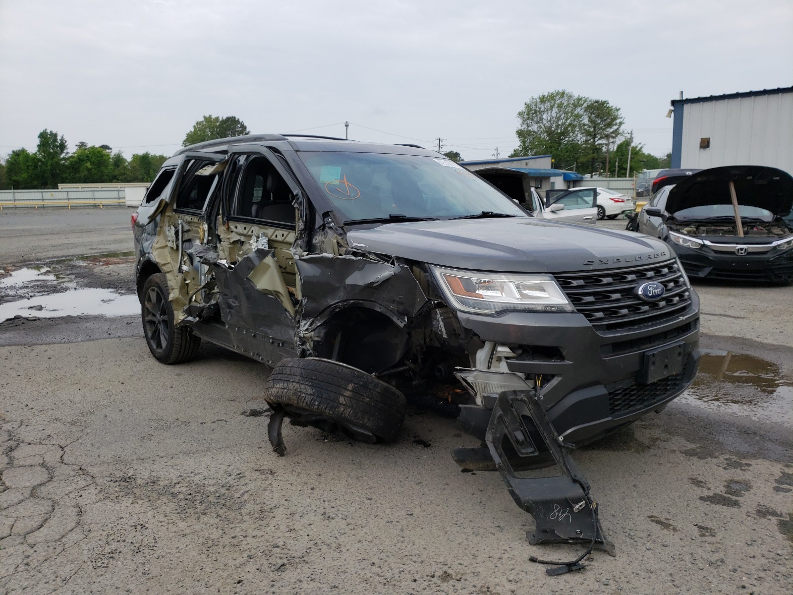 Фото 1 с аукциона – 2017 FORD EXPLORER X с VIN 1FM5K7D82HGA58487