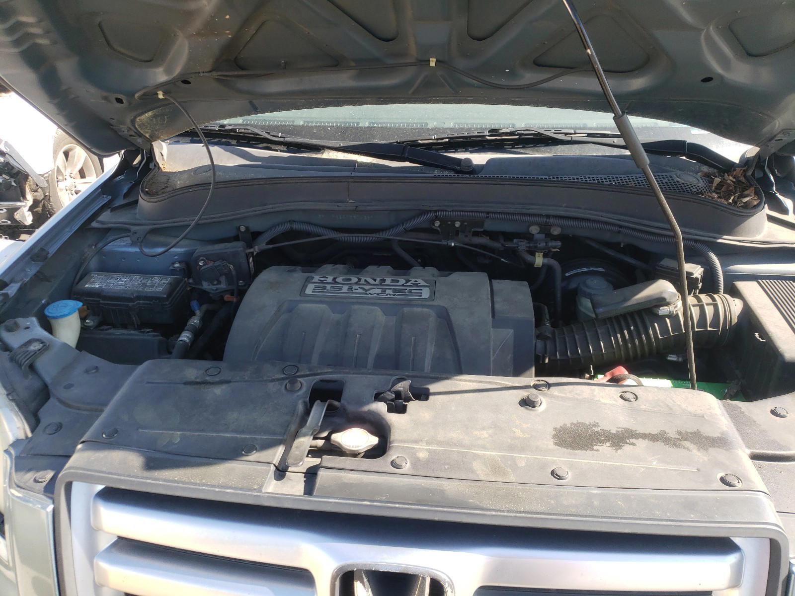 Photo 7 from auction – 2006 HONDA PILOT with VIN 5FNYF28576B048571