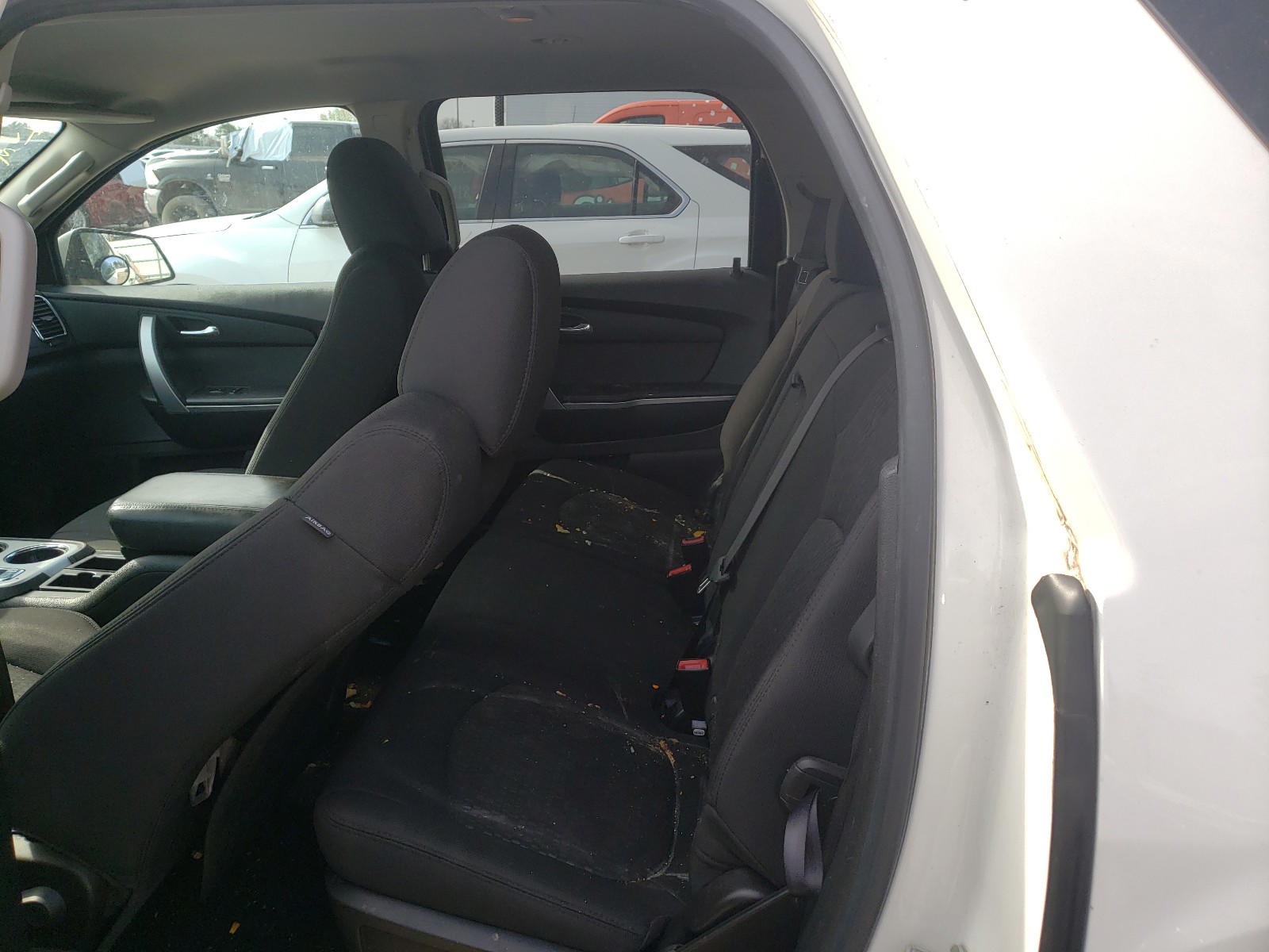 Photo 6 from auction – 2011 GMC ACADIA SLE with VIN 1GKKRNED5BJ399982