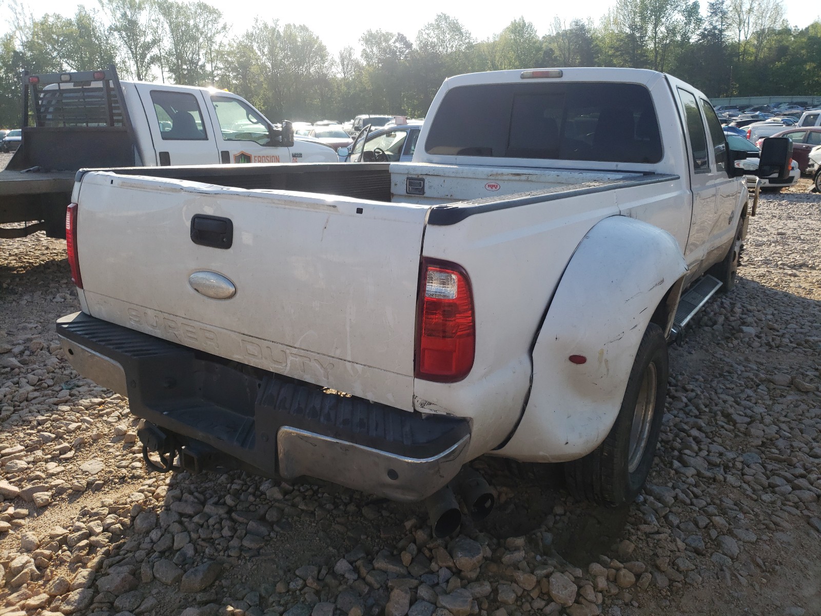 Photo 4 from auction – 2011 FORD F350 SUPER with VIN 1FT8W3CT1BEC35327