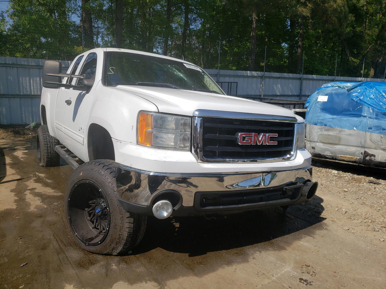 GMC NEW SIERRA 2007 with VIN 2GTEC190371693909 - Photo from auction