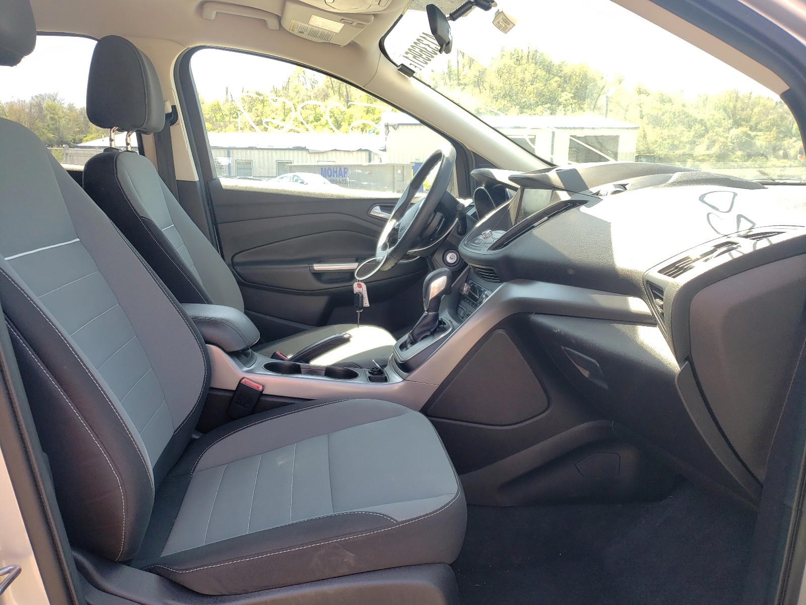 Photo 5 from auction – 2013 FORD ESCAPE with VIN 1FMCU9G9XDUC68932