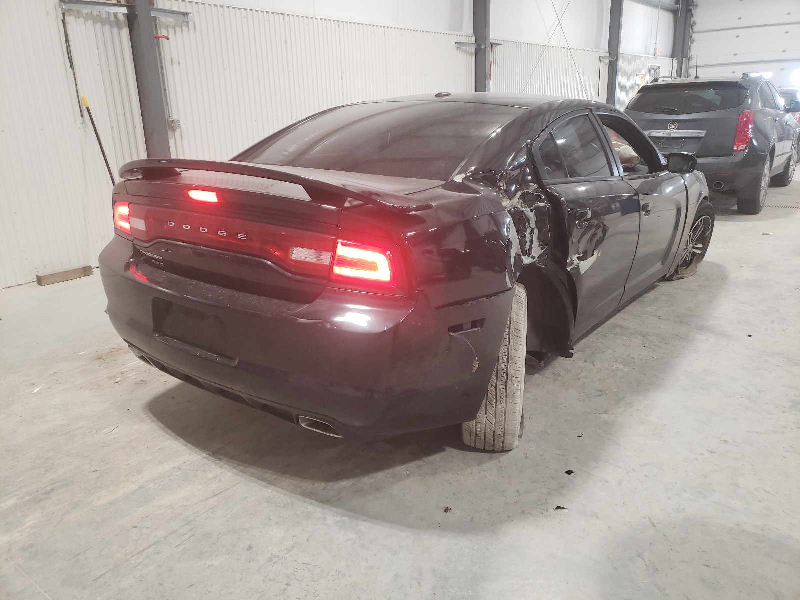 Zdjęcie 4 z aukcji – 2013 DODGE CHARGER SX z VIN 2C3CDXJG7DH656689