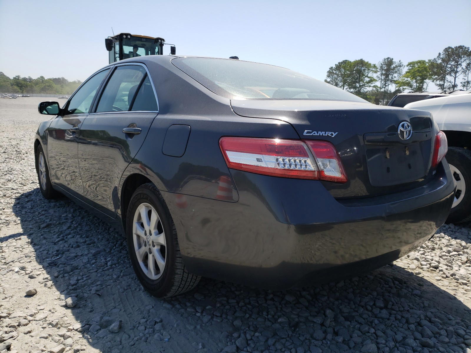 Photo 3 from auction – 2011 TOYOTA CAMRY BASE with VIN 4T1BF3EK2BU193925