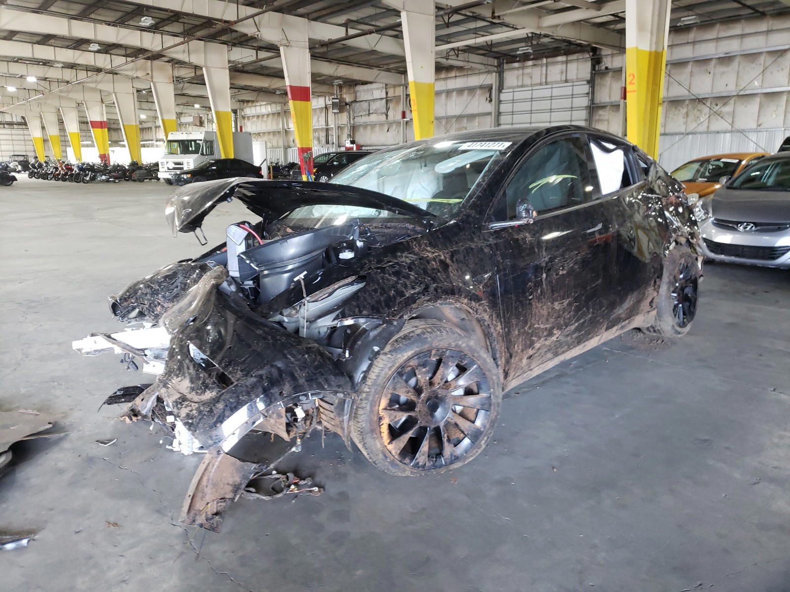 Photo 2 from auction – 2020 TESLA MODEL Y with VIN 5YJYGDEE3LF036300
