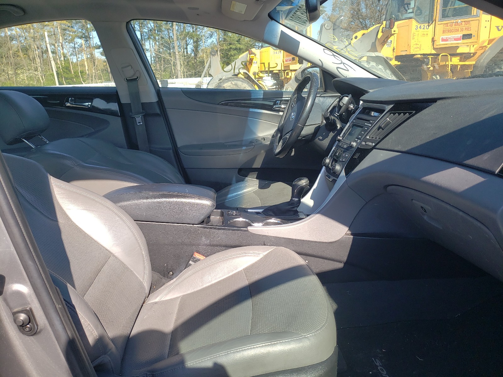 صورة رقم 5 من المزاد - 2014 HYUNDAI SONATA SE مع VIN 5NPEC4AC2EH846802