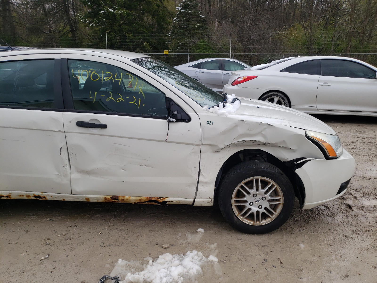 Photo 9 from auction – 2011 FORD FOCUS SE with VIN 1FAHP3FN5BW122216