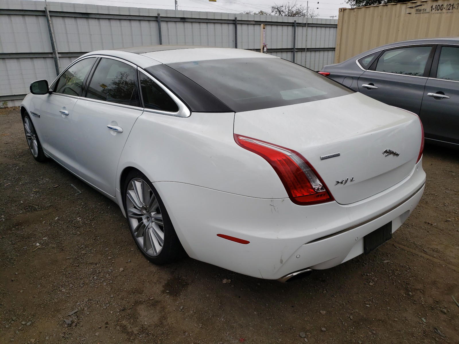 Photo 13 from auction – 2011 JAGUAR XJL SUPERC with VIN SAJXA2GE3BMV03785