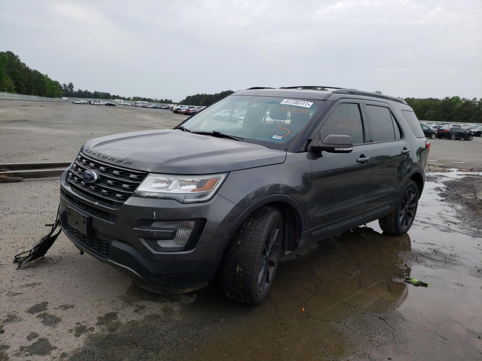 Photo 2 from auction – 2017 FORD EXPLORER X with VIN 1FM5K7D82HGA58487