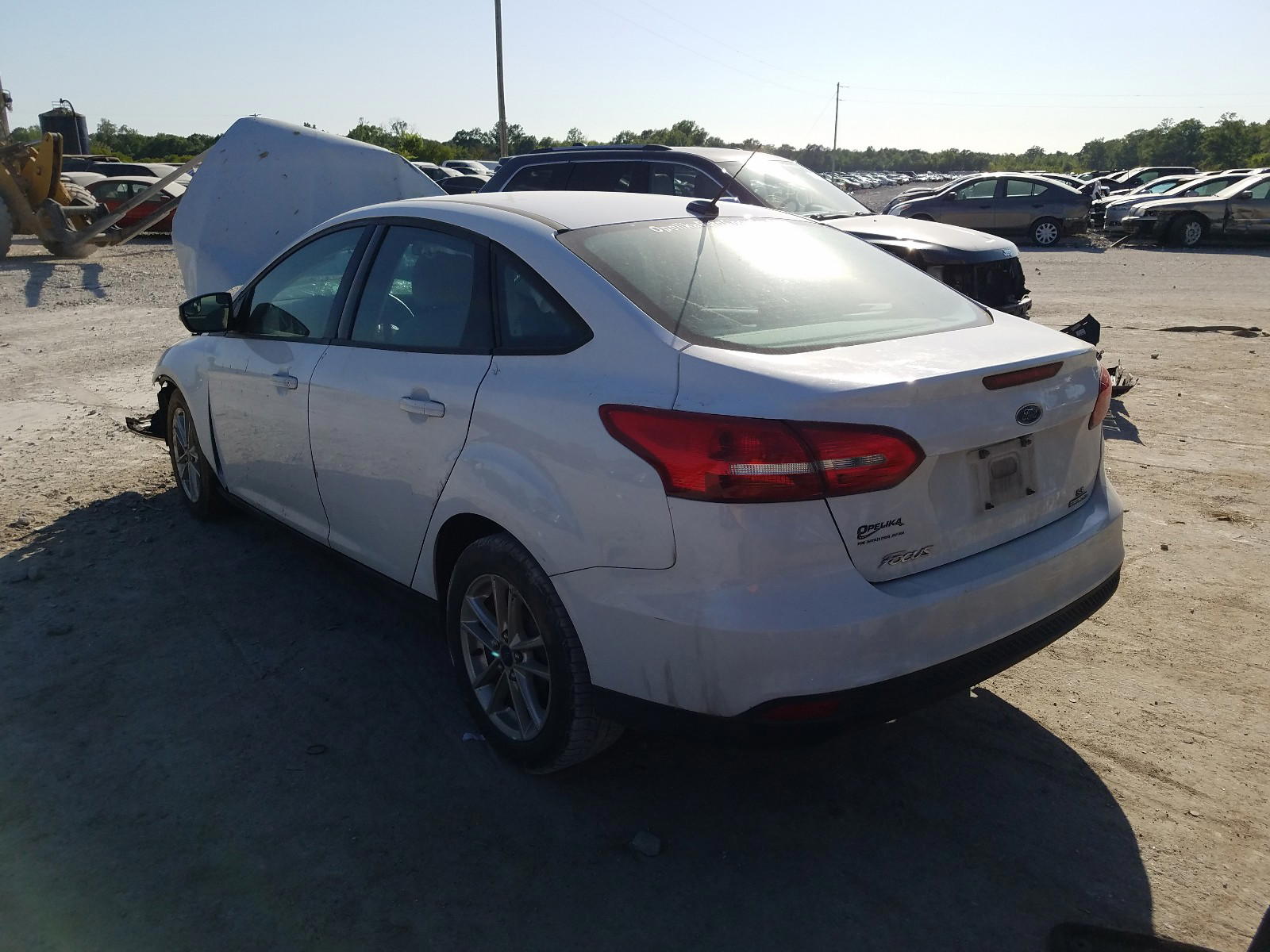 Photo 3 from auction – 2016 FORD FOCUS SE with VIN 1FADP3F23GL224028