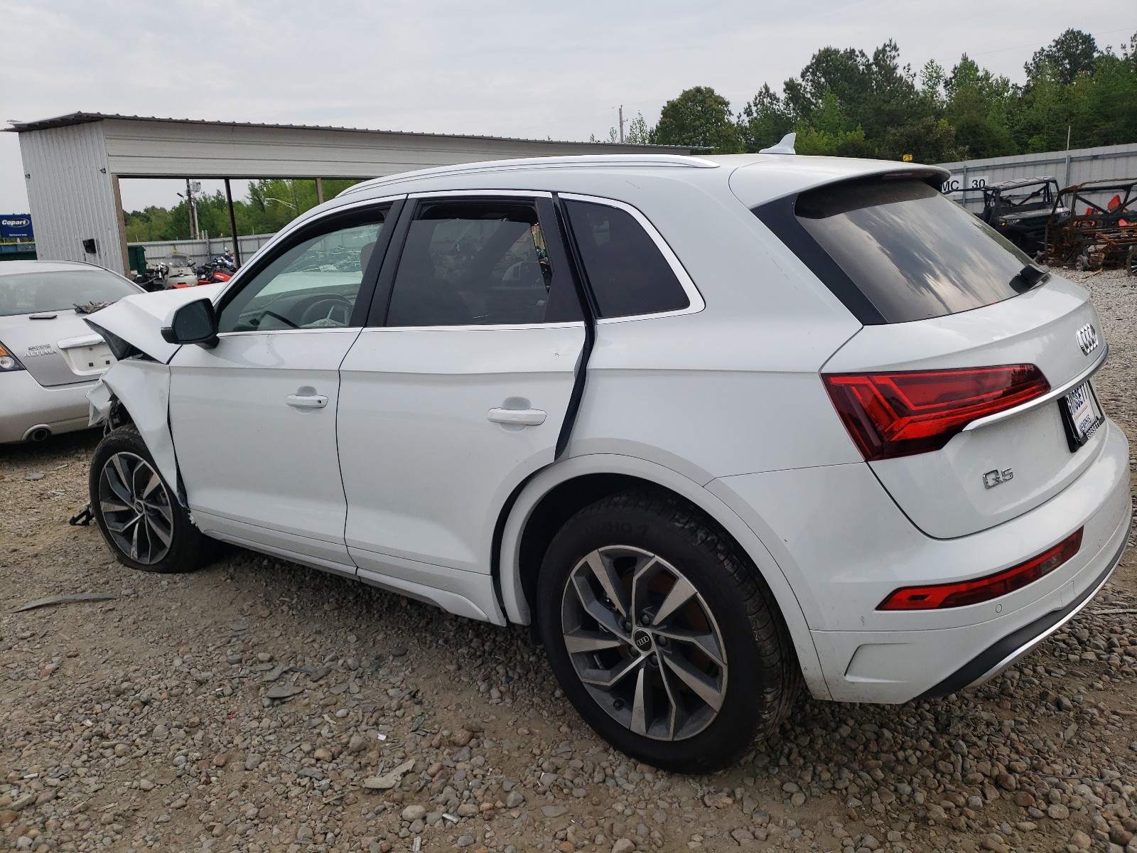 Photo 3 from auction – 2021 AUDI Q5 PREMIUM with VIN WA1BAAFY8M2051520