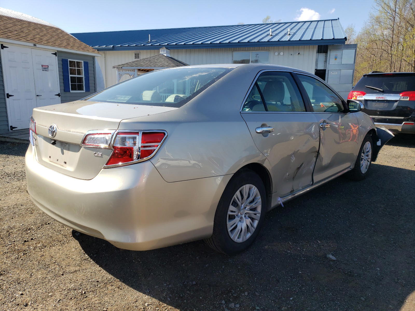 Photo 4 from auction – 2014 TOYOTA CAMRY L with VIN 4T4BF1FK2ER360359