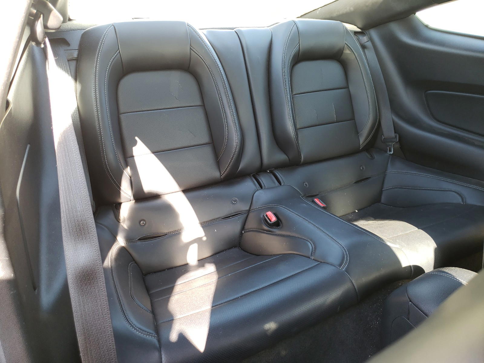 Photo 6 from auction – 2016 FORD MUSTANG with VIN 1FA6P8TH2G5305606