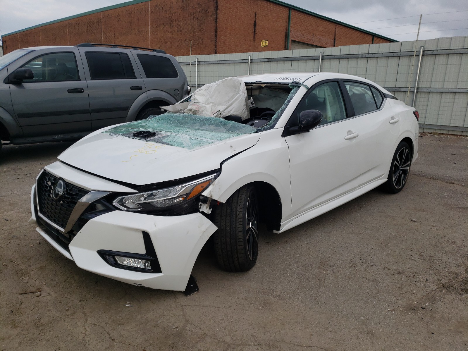 Photo 2 from auction – 2021 NISSAN SENTRA SR with VIN 3N1AB8DV2MY216112