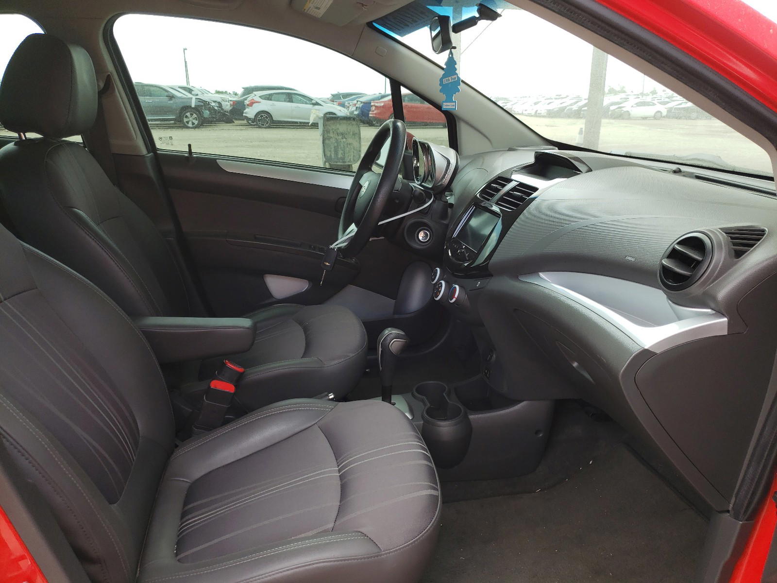 Photo 5 from auction – 2014 CHEVROLET SPARK 1LT with VIN KL8CD6S9XEC436806