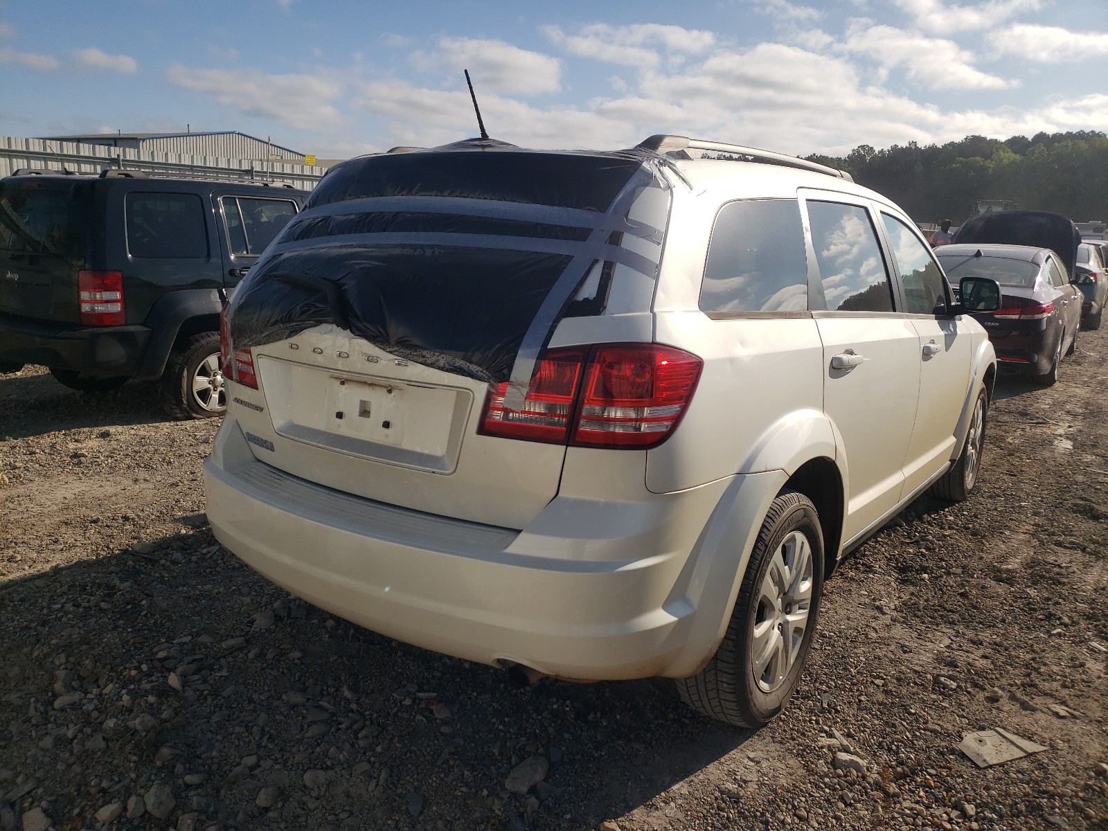 Zdjęcie 4 z aukcji – 2016 DODGE JOURNEY SE z VIN 3C4PDCAB6GT115798