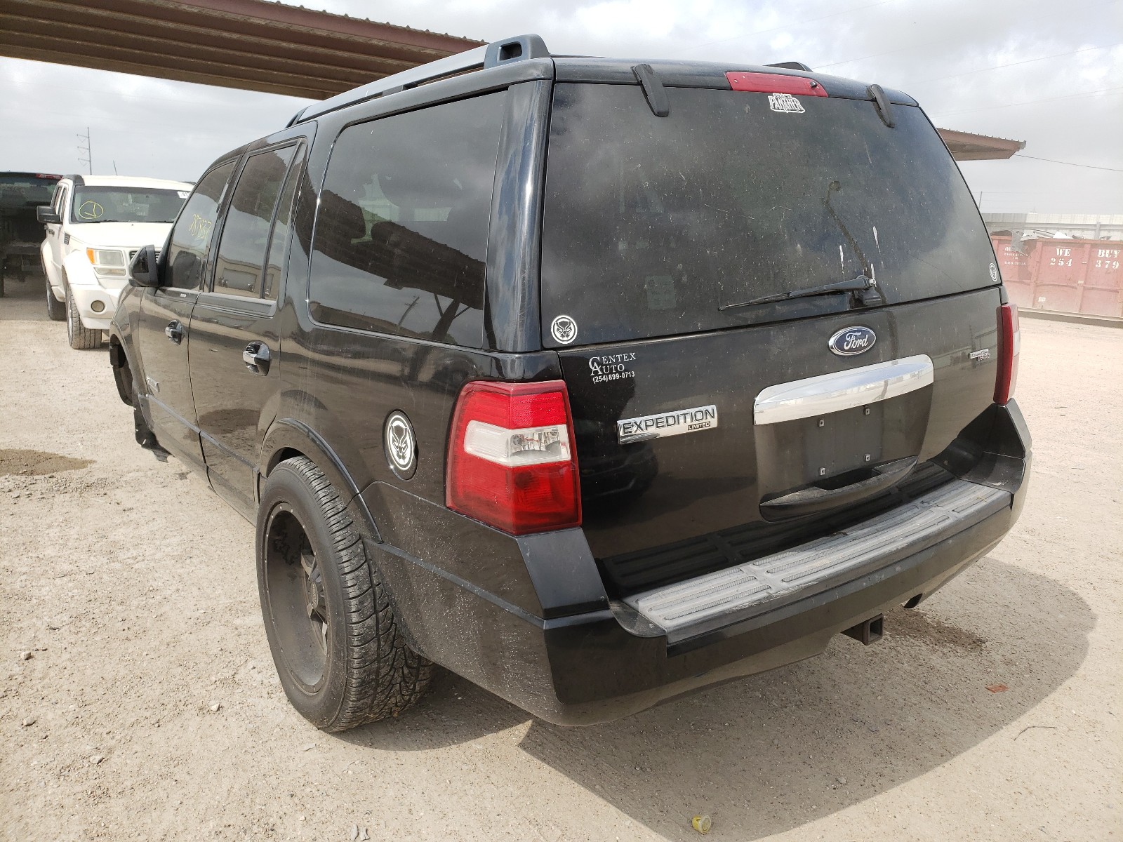 Photo 3 from auction – 2008 FORD EXPEDITION with VIN 1FMFU19568LA26725