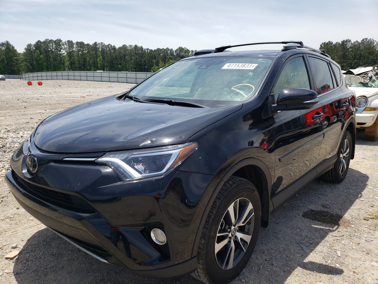 Photo 2 from auction – 2018 TOYOTA RAV4 ADVEN with VIN 2T3WFREV1JW465904