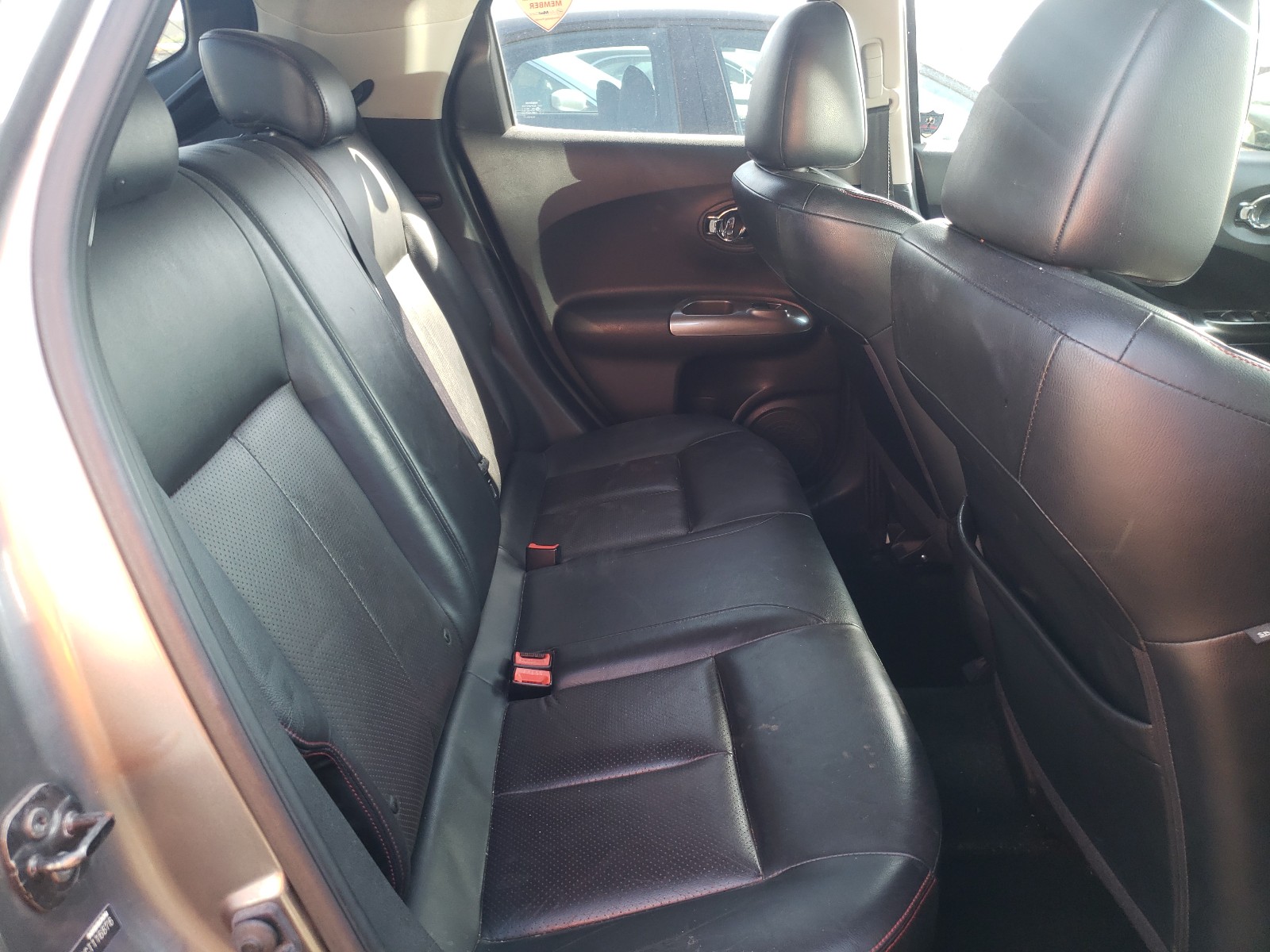 Photo 6 from auction – 2012 NISSAN JUKE S with VIN JN8AF5MV0CT116876