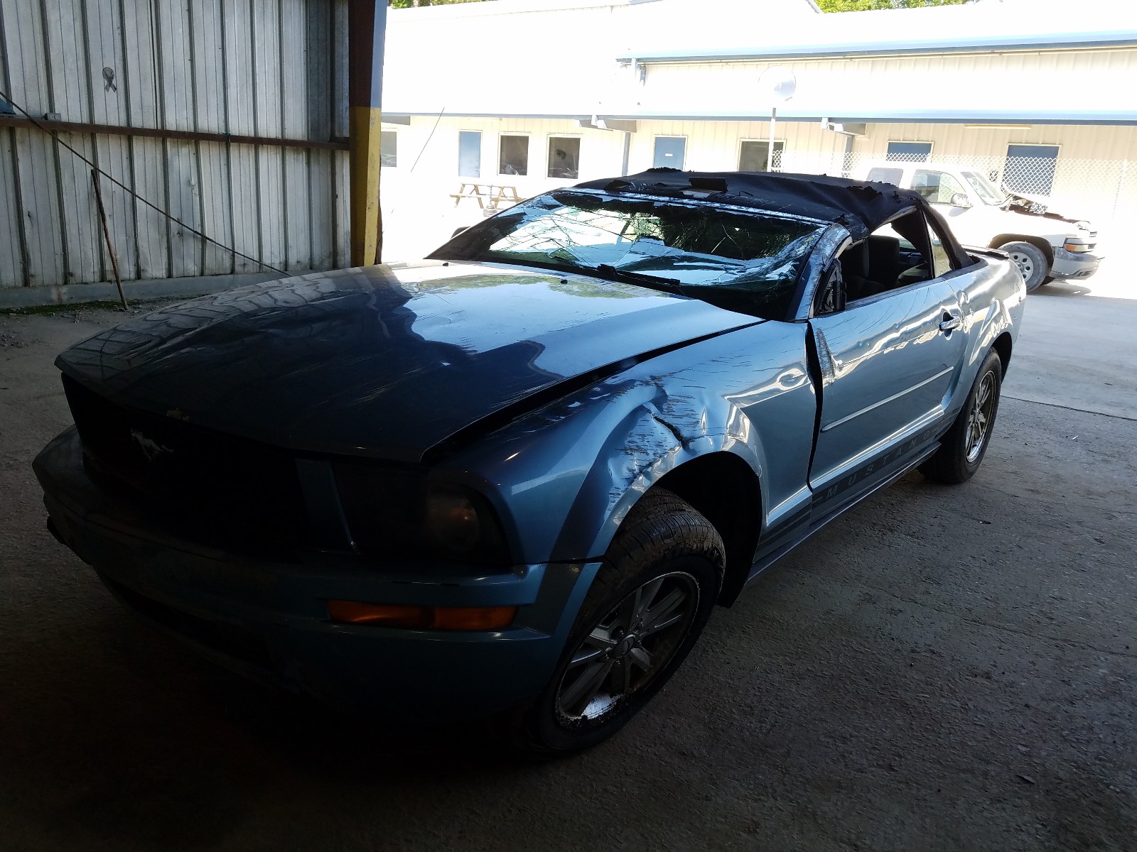 Photo 2 from auction – 2008 FORD MUSTANG with VIN 1ZVHT84N985140574