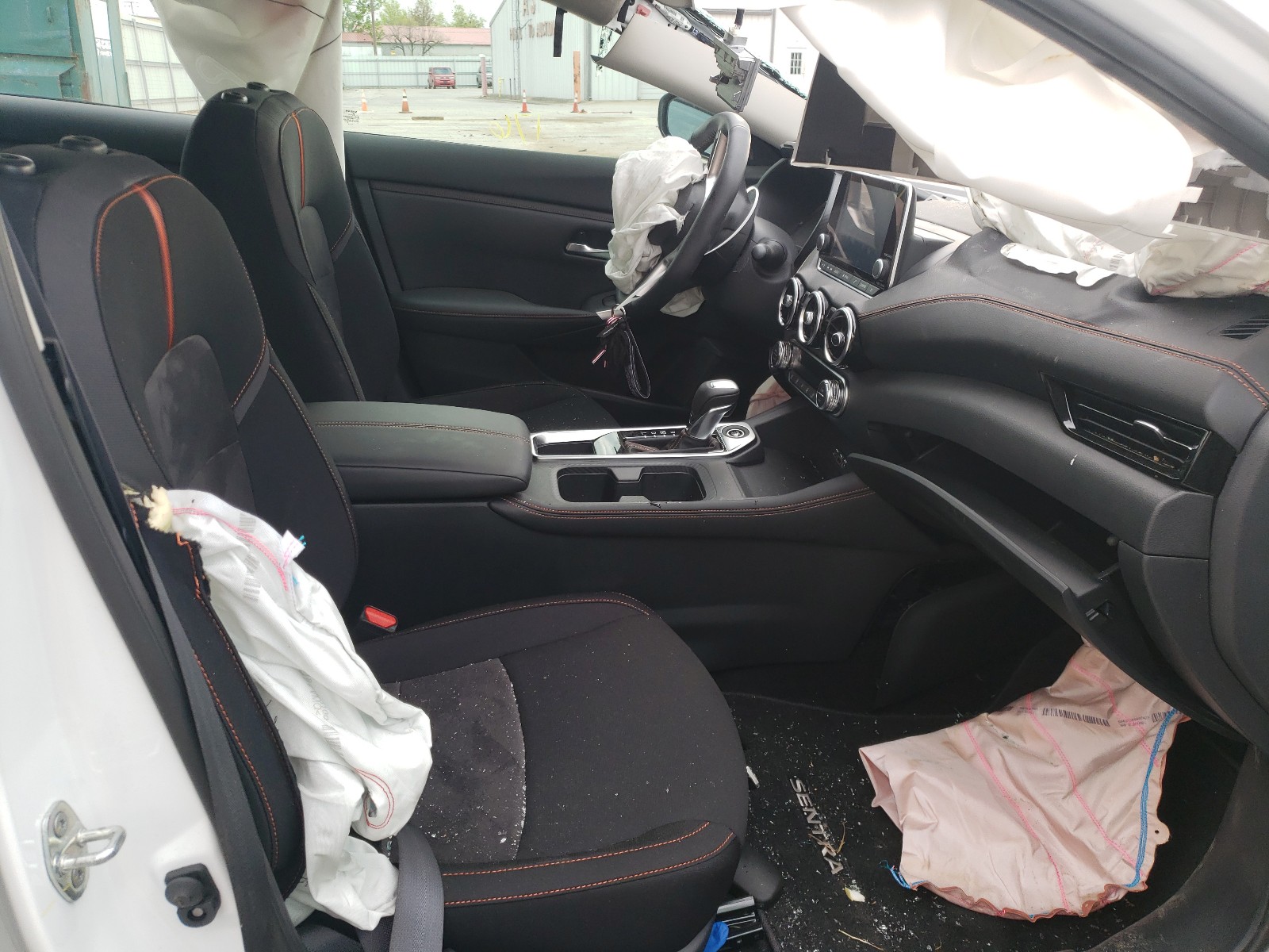 Photo 5 from auction – 2021 NISSAN SENTRA SR with VIN 3N1AB8DV2MY216112