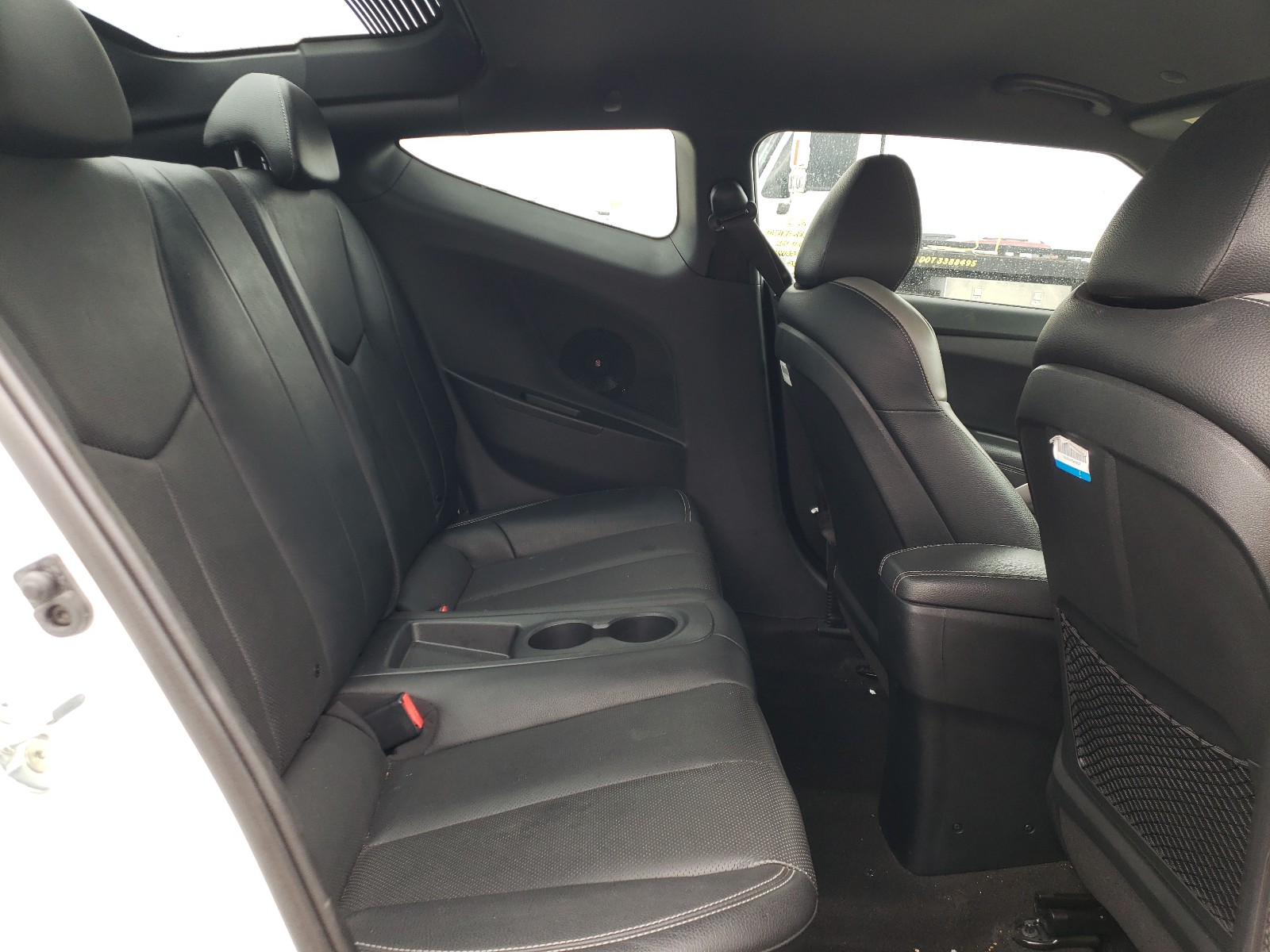 Photo 6 from auction – 2016 HYUNDAI VELOSTER T with VIN KMHTC6AE8GU263644