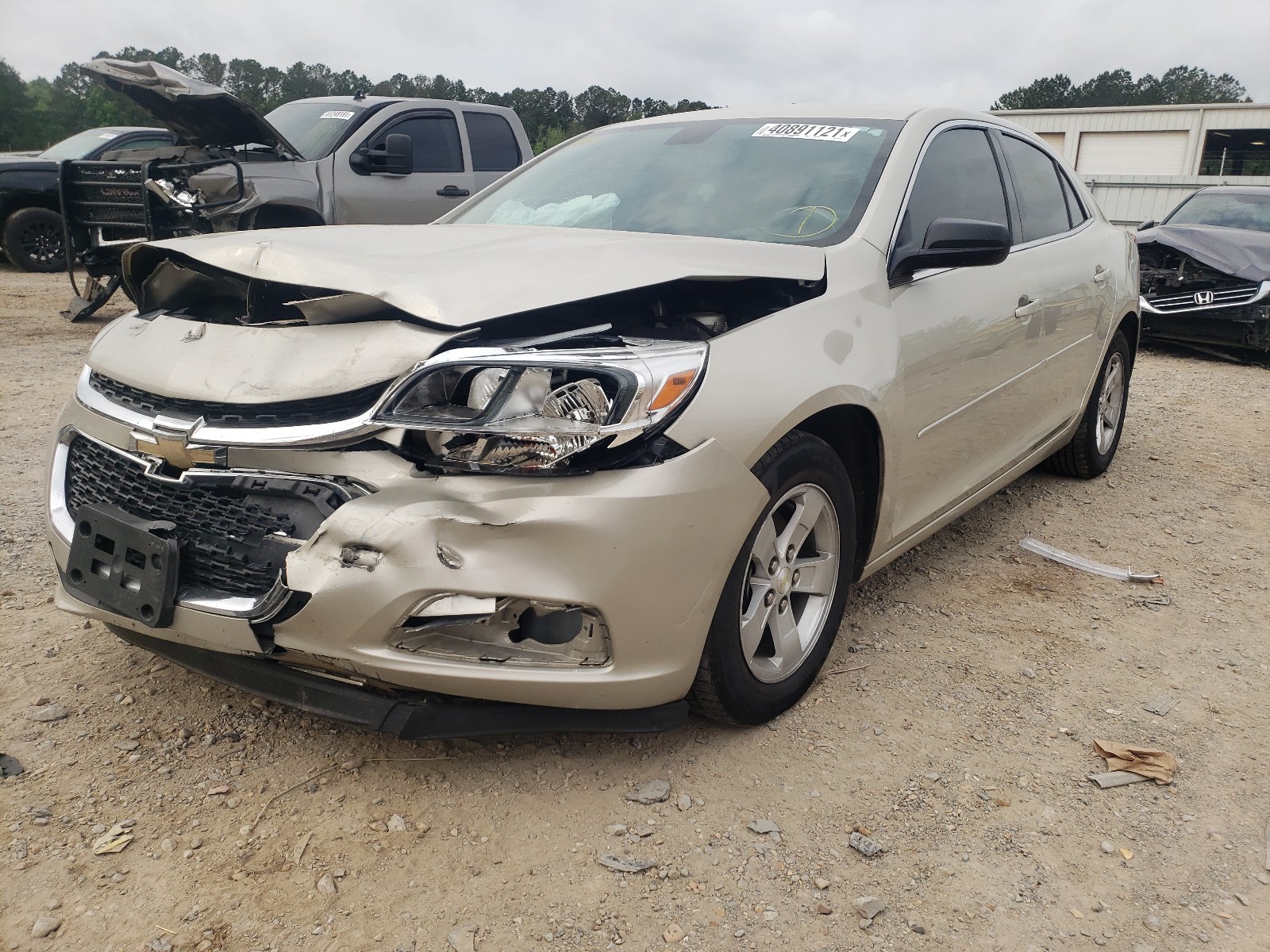 Photo 2 from auction – 2016 CHEVROLET MALIBU LIM with VIN 1G11B5SA9GF140906