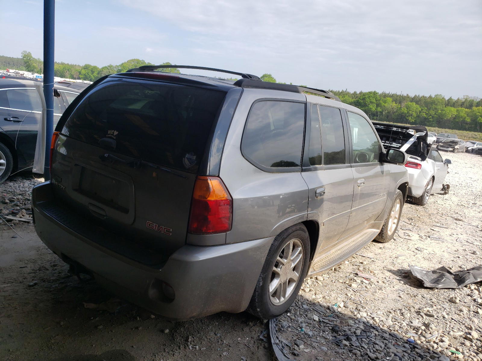 Photo 4 from auction – 2006 GMC ENVOY with VIN 1GKES63M562220480