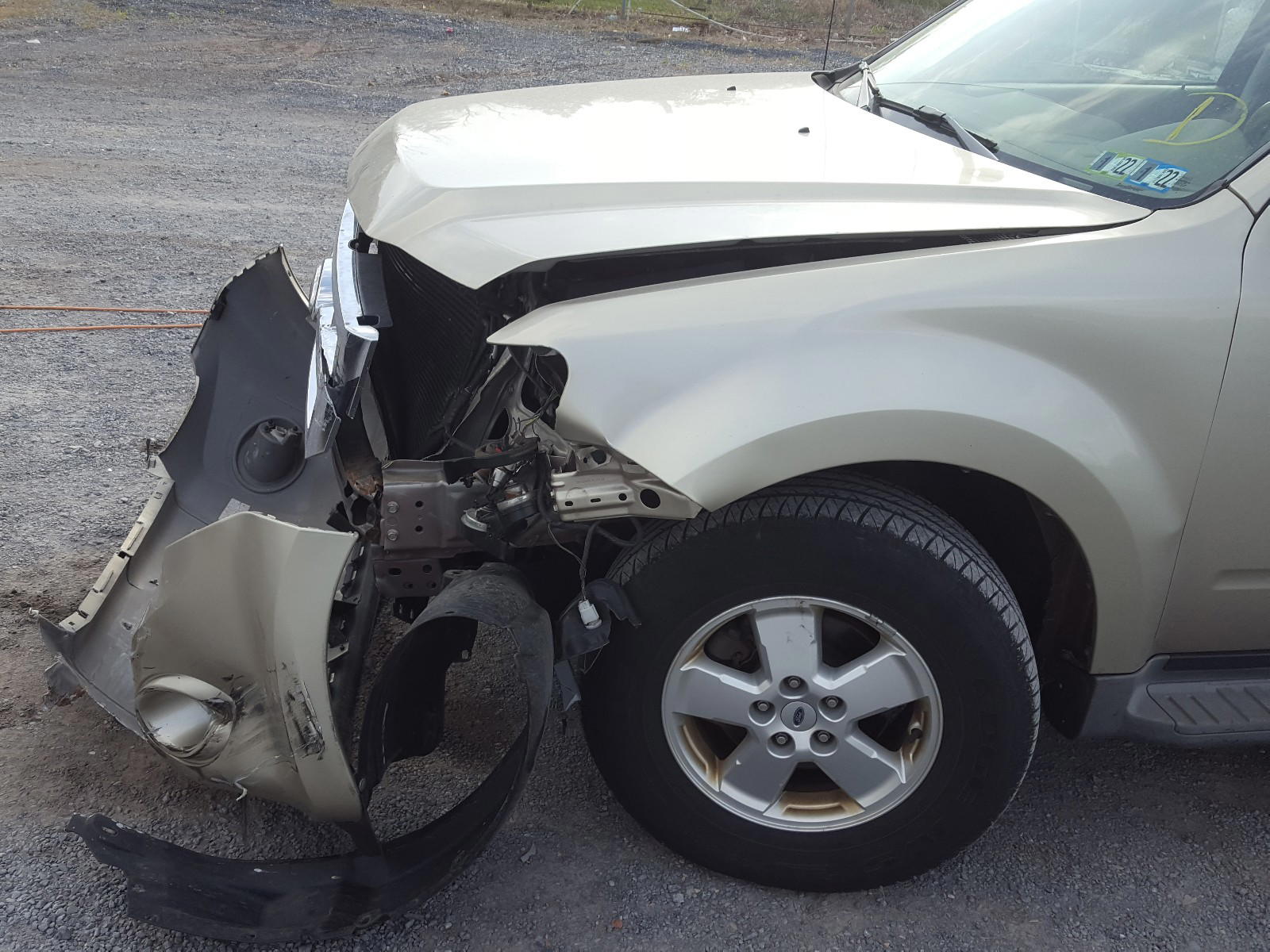 Photo 9 from auction – 2010 FORD ESCAPE XLT with VIN 1FMCU9DG2AKD37011