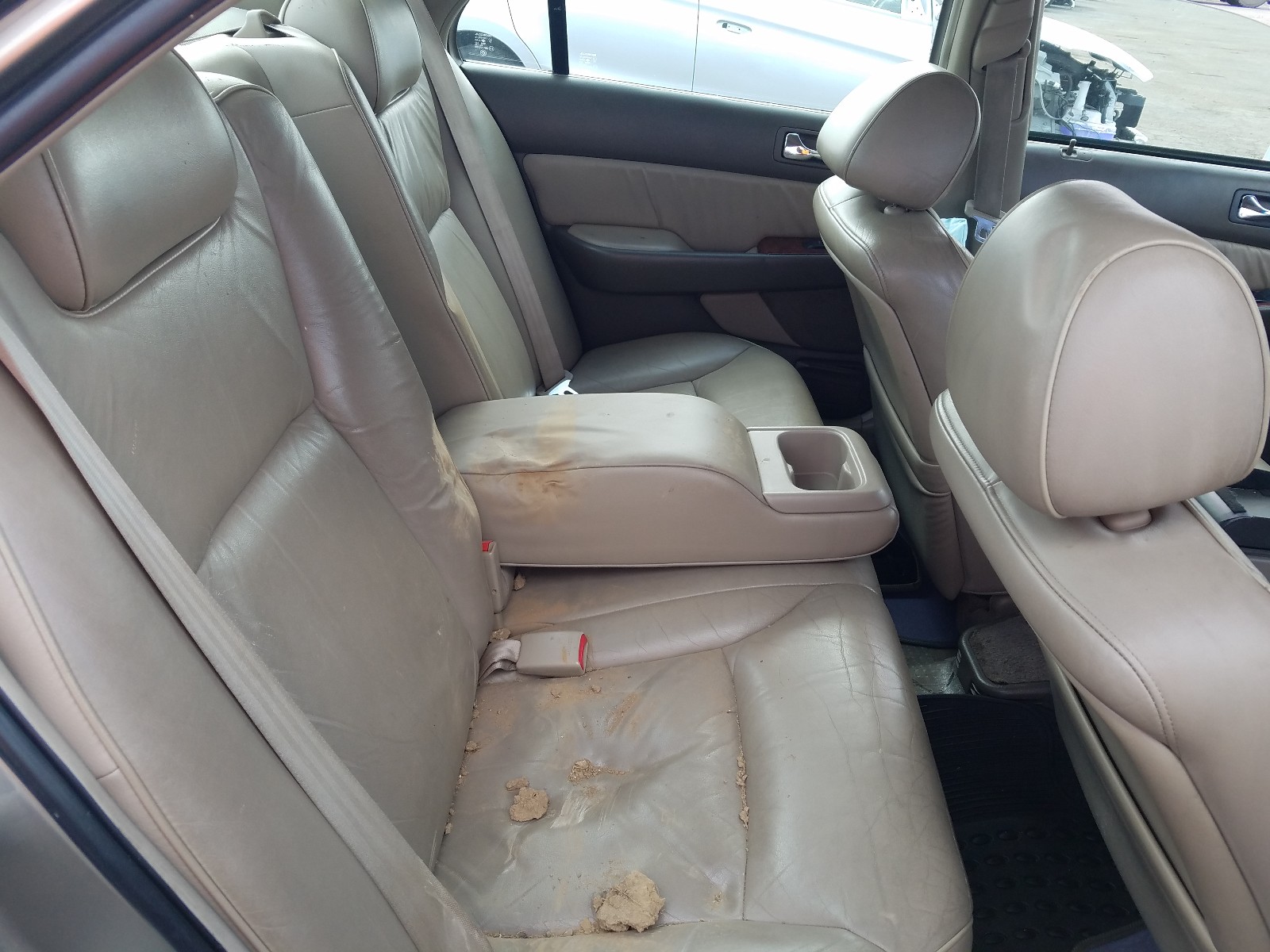 Zdjęcie 16 z aukcji – 2002 ACURA 3.5RL z VIN JH4KA96592C009566
