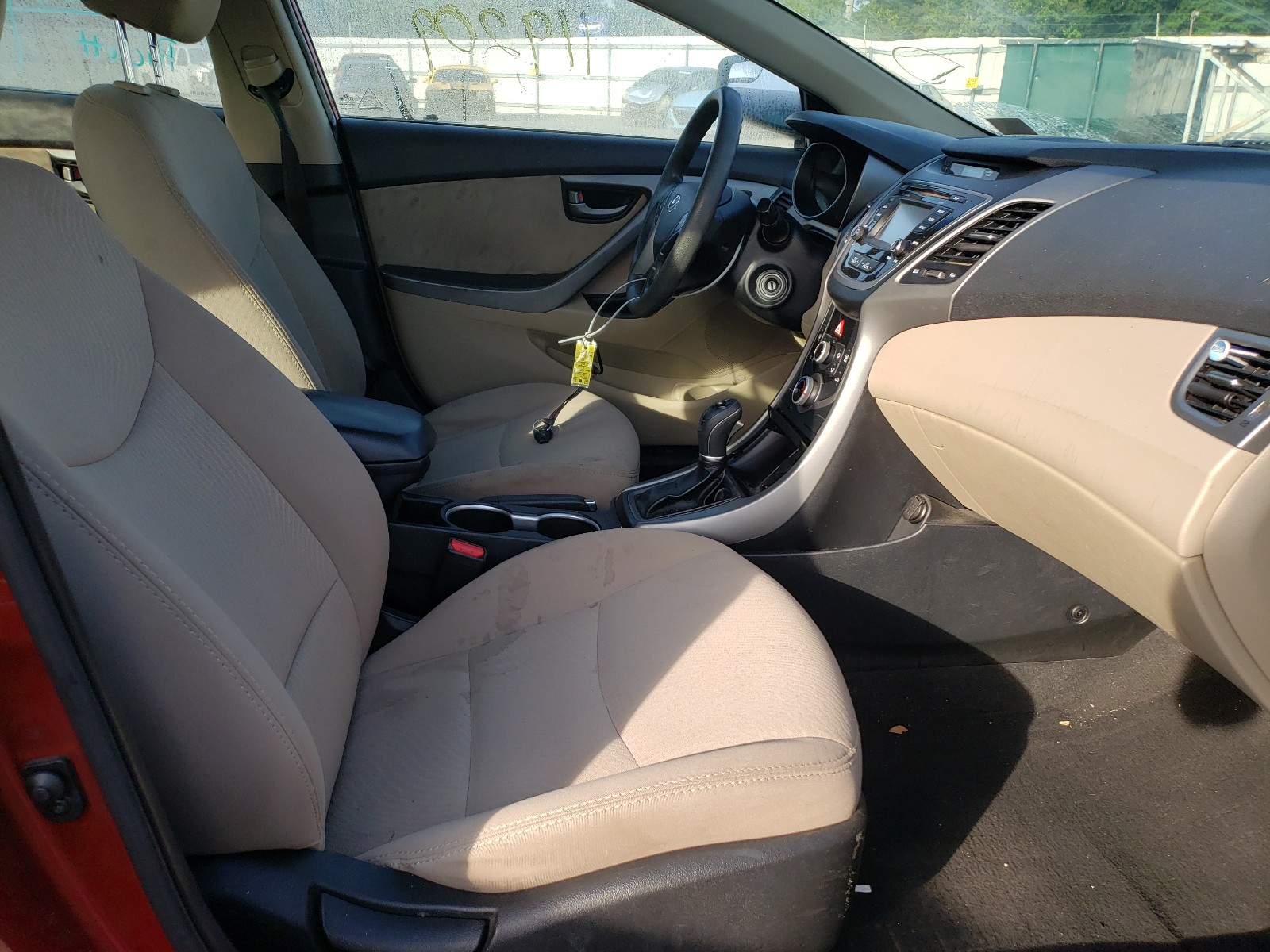 Photo 5 from auction – 2016 HYUNDAI ELANTRA SE with VIN 5NPDH4AE3GH705223