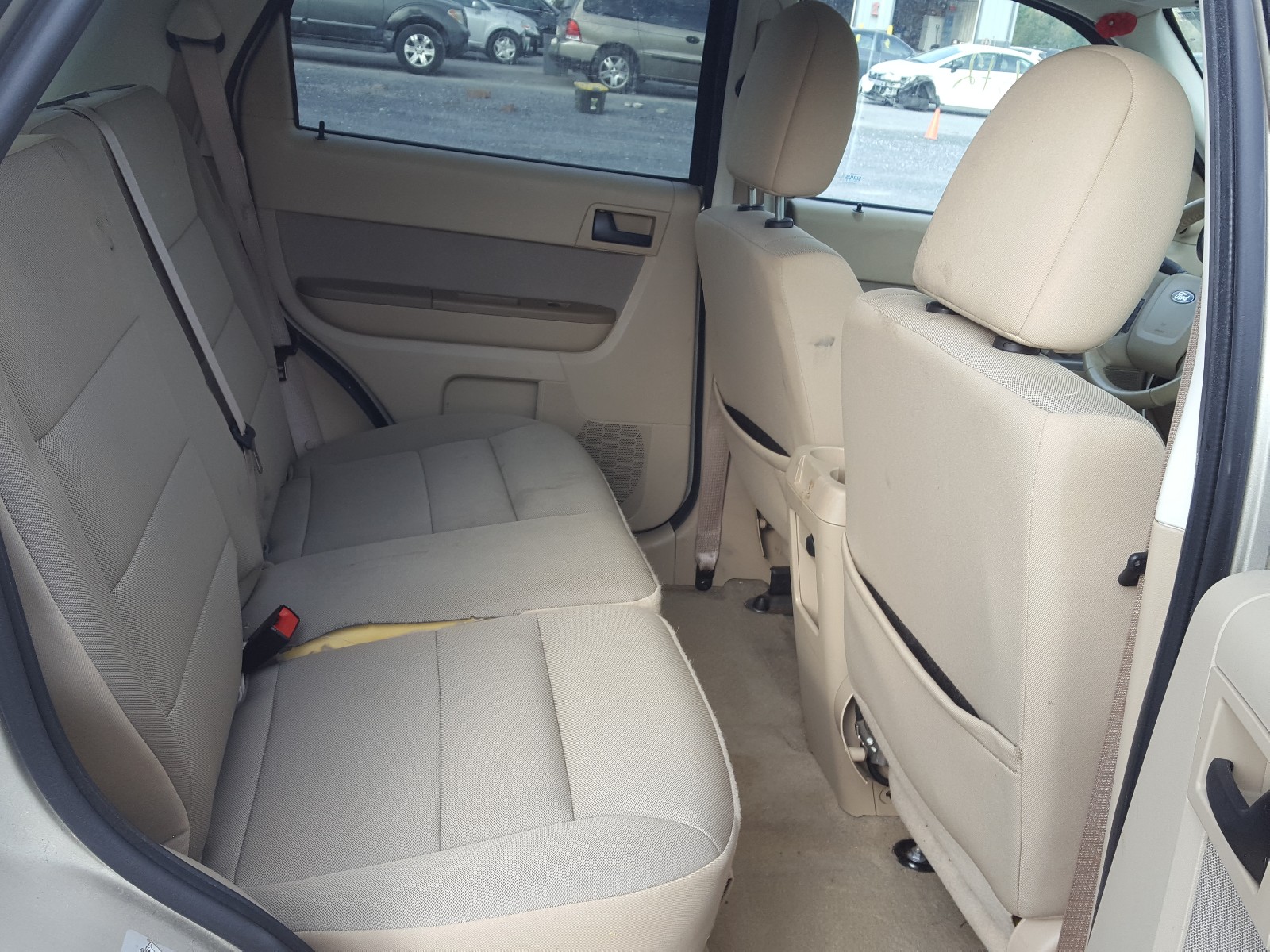 Zdjęcie 6 z aukcji – 2010 FORD ESCAPE XLT z VIN 1FMCU9DG2AKD37011