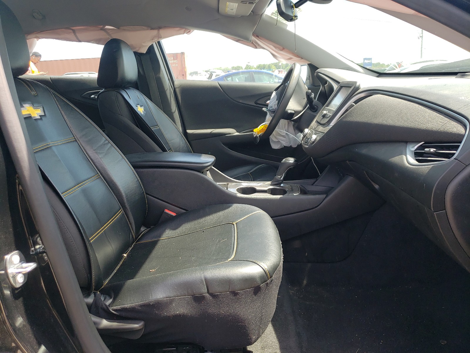 Photo 5 from auction – 2016 CHEVROLET MALIBU LS with VIN 1G1ZB5ST6GF350416