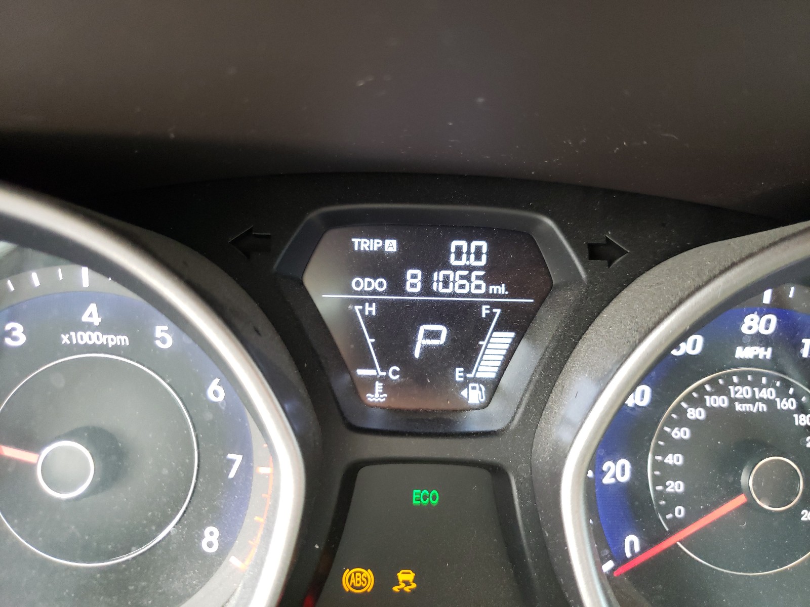 Photo 8 from auction – 2013 HYUNDAI ELANTRA GL with VIN 5NPDH4AEXDH290977