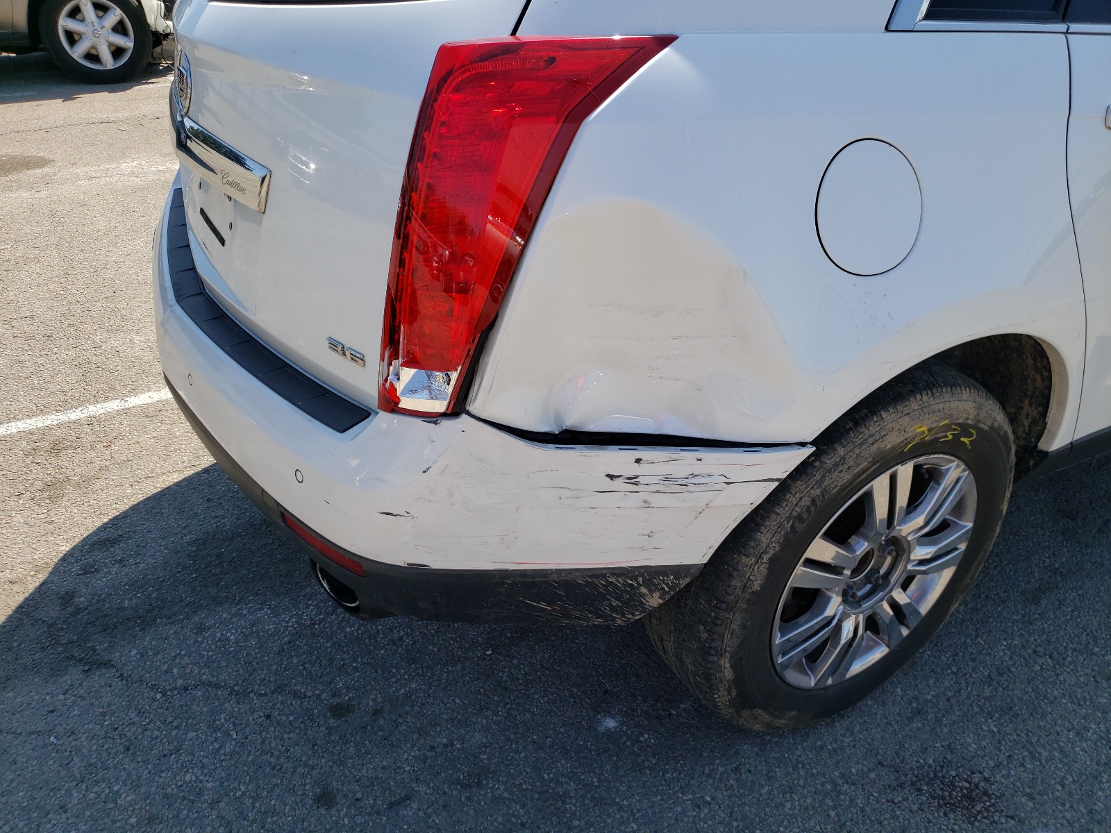 Photo 9 from auction – 2012 CADILLAC SRX LUXURY with VIN 3GYFNAE3XCS635092