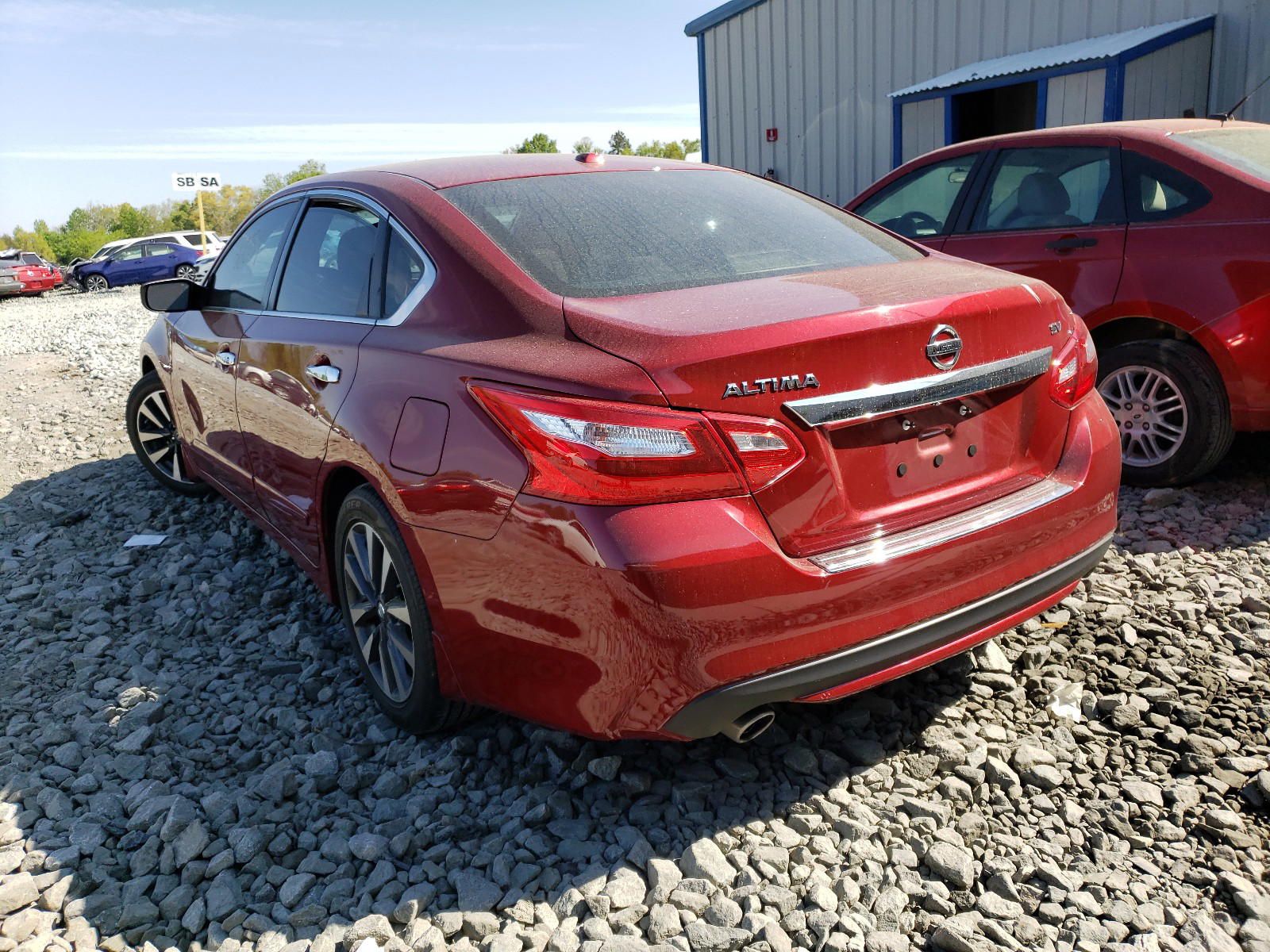 Photo 3 from auction – 2017 NISSAN ALTIMA with VIN 1N4AL3AP1HC234494