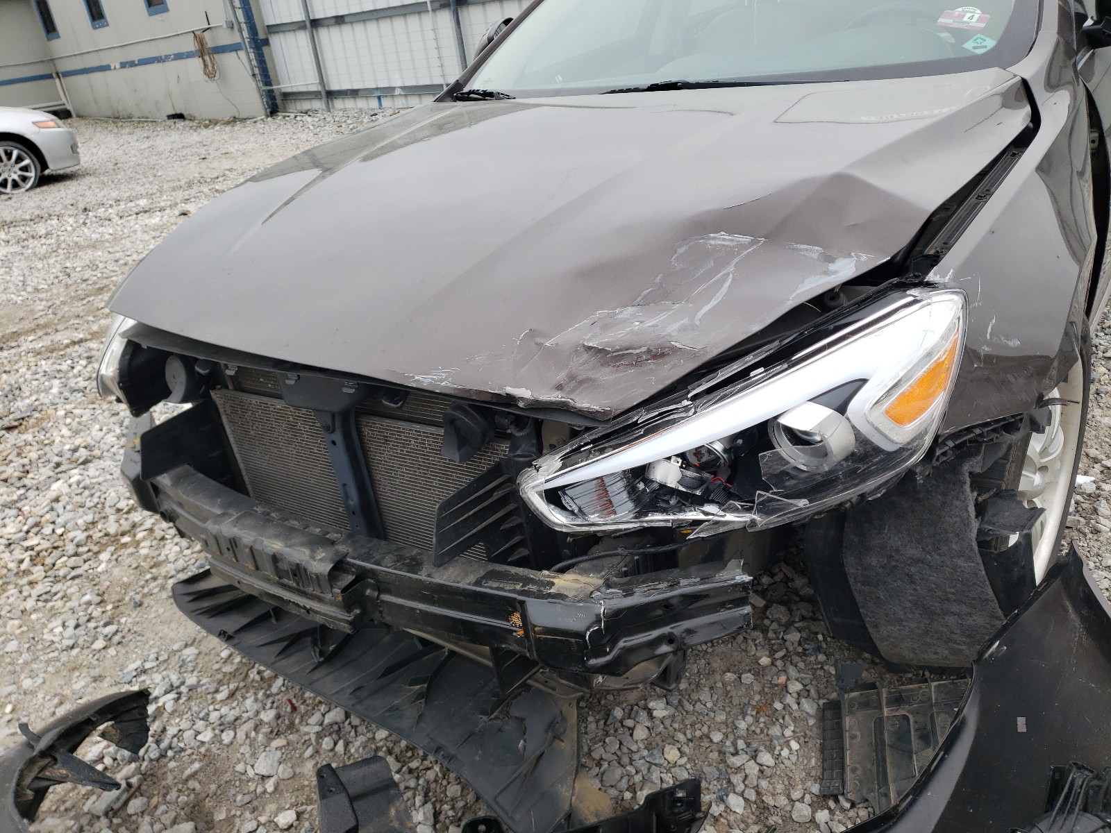 Photo 9 from auction – 2014 KIA CADENZA PR with VIN KNALN4D79E5167560