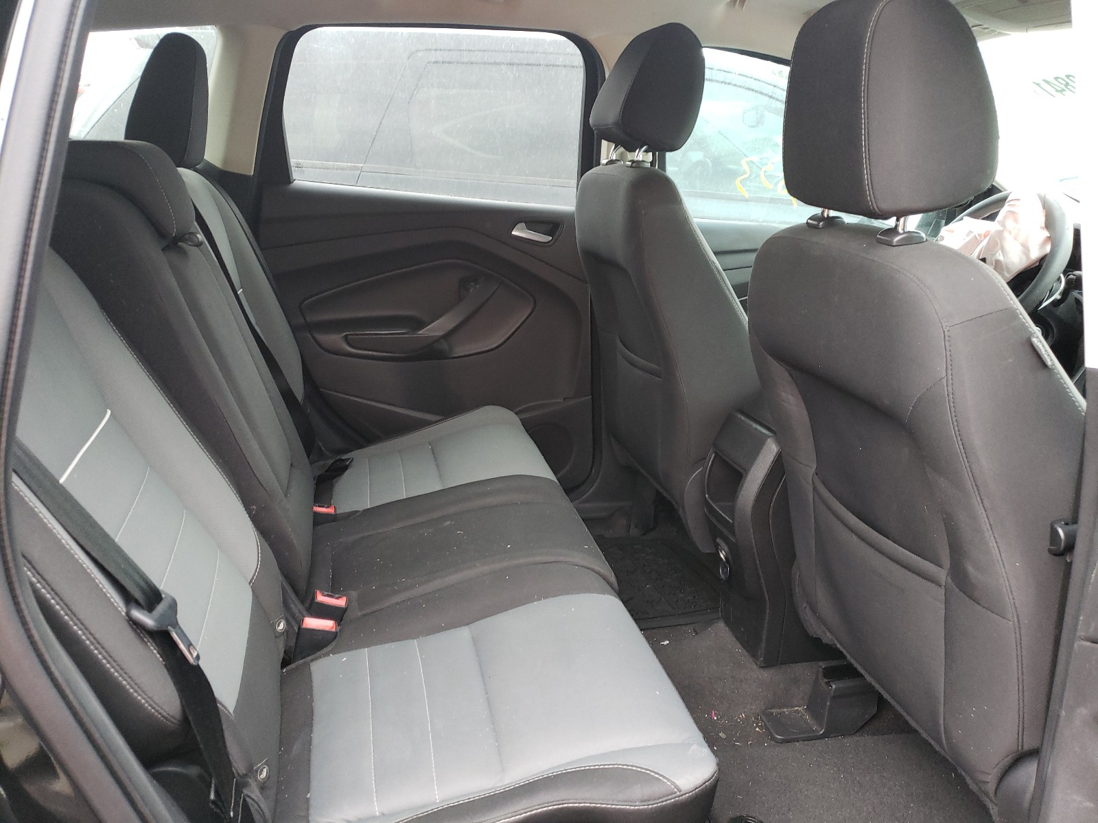 Zdjęcie 6 z aukcji – 2013 FORD ESCAPE SE z VIN 1FMCU0GX5DUC73255