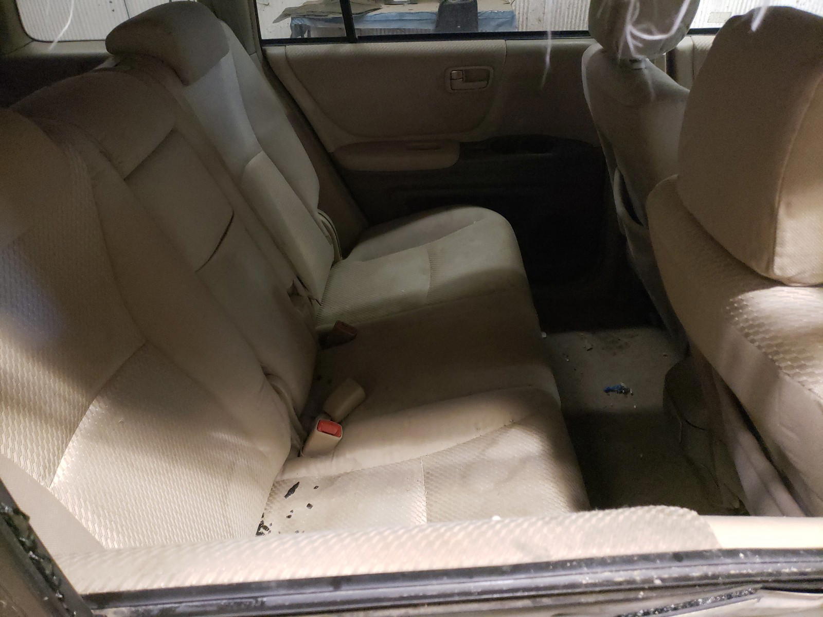Photo 6 from auction – 2004 TOYOTA HIGHLANDER with VIN JTEEP21AX40064441
