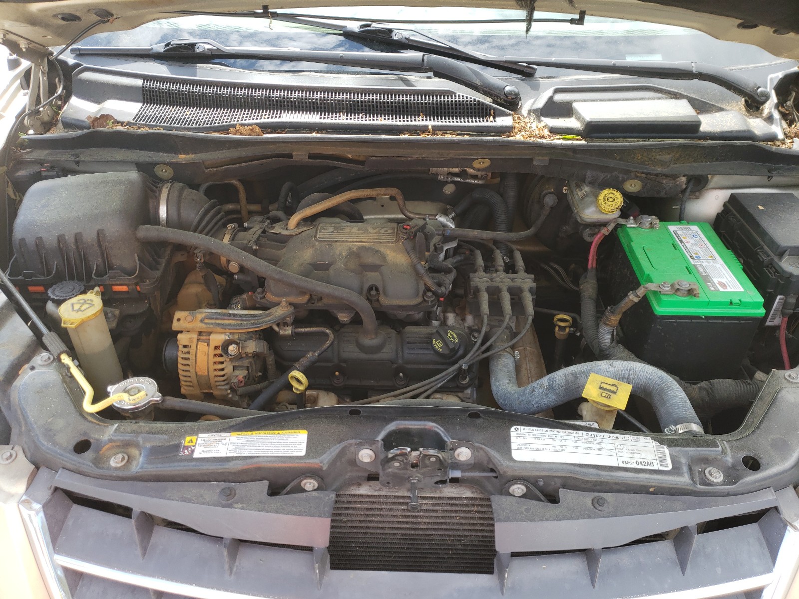 Photo 7 from auction – 2010 CHRYSLER TOWN & COU with VIN 2A4RR4DE3AR226383