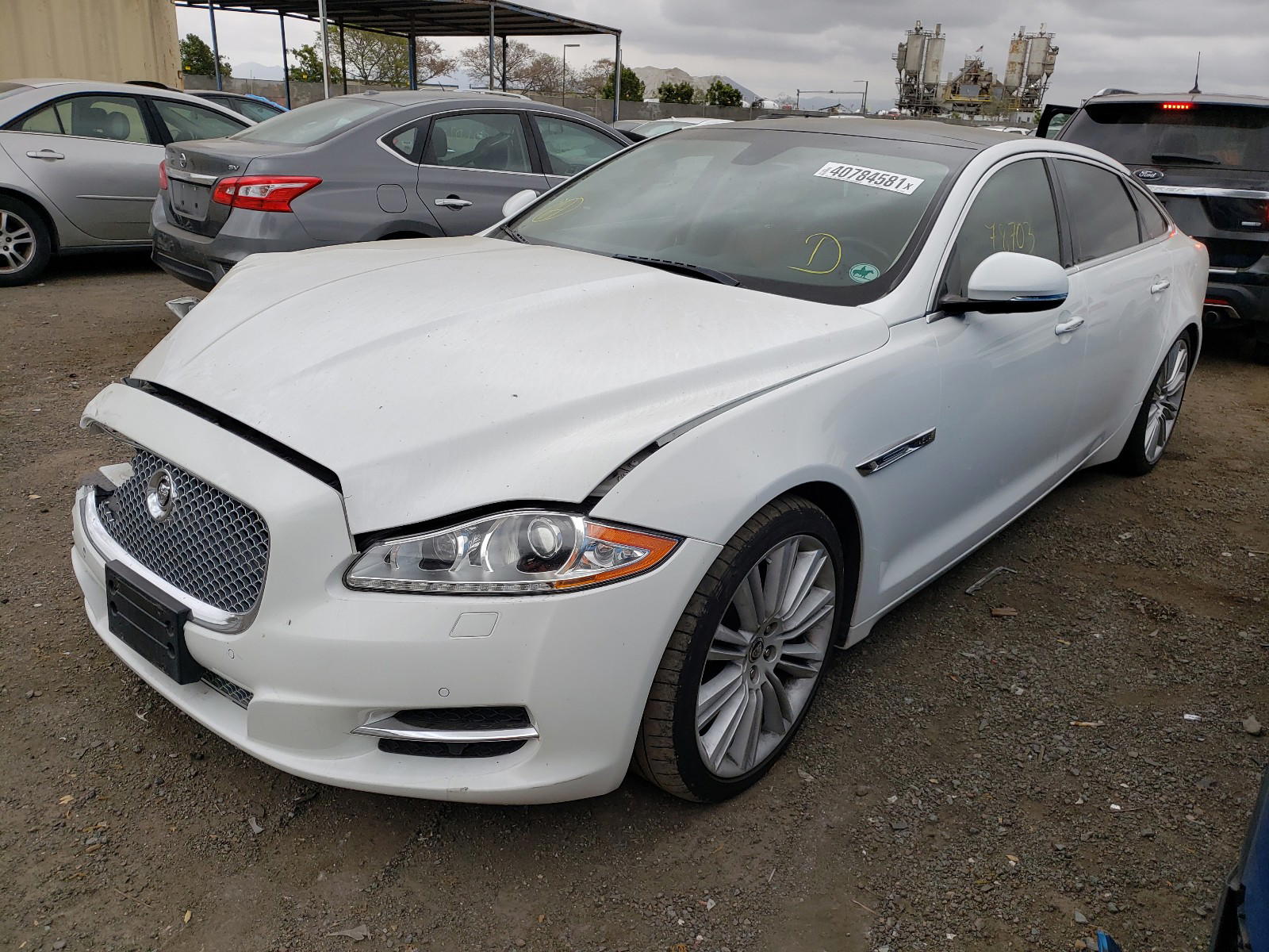 Photo 12 from auction – 2011 JAGUAR XJL SUPERC with VIN SAJXA2GE3BMV03785
