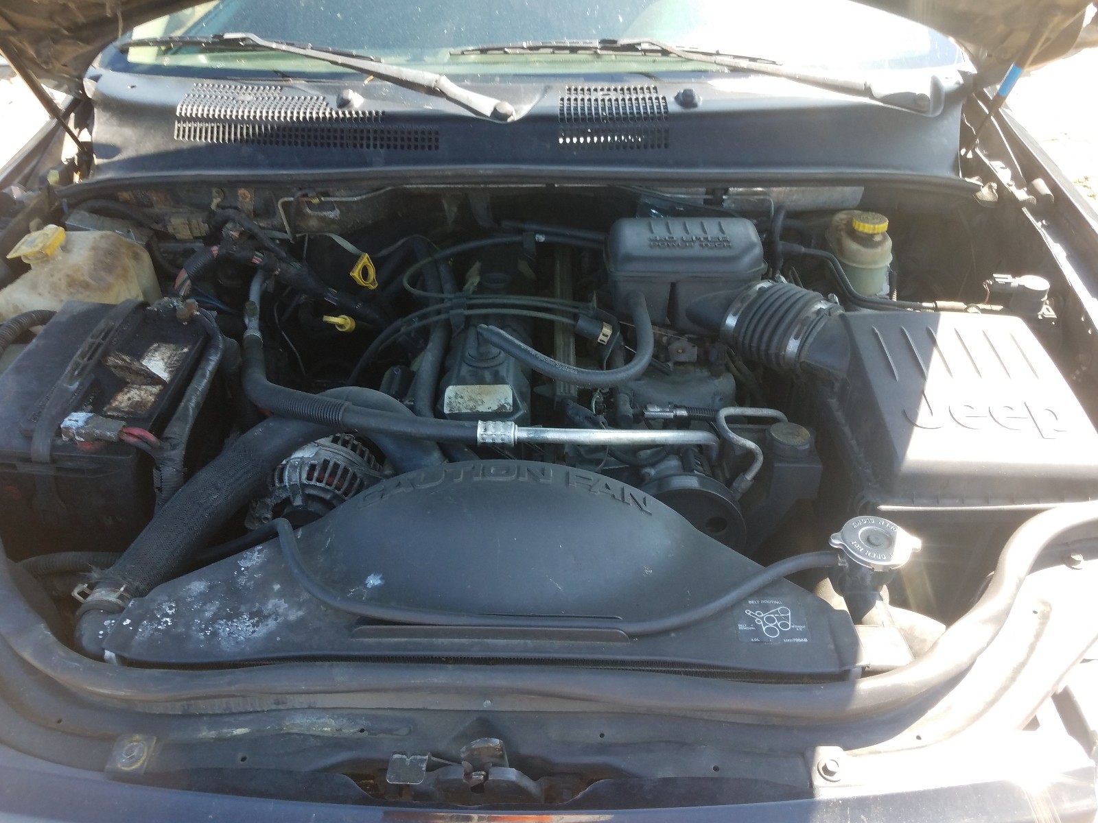 Photo 7 from auction – 2004 JEEP GRAND CHER with VIN 1J4GX48S34C118985
