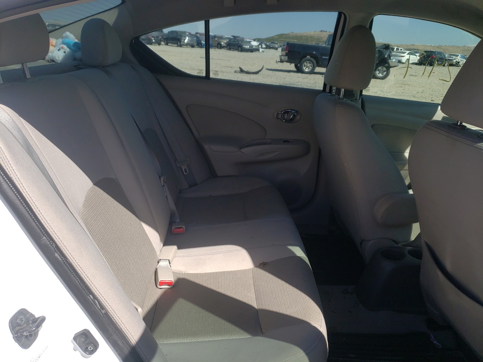 Zdjęcie 6 z aukcji – 2016 NISSAN VERSA S z VIN 3N1CN7AP7GL862019