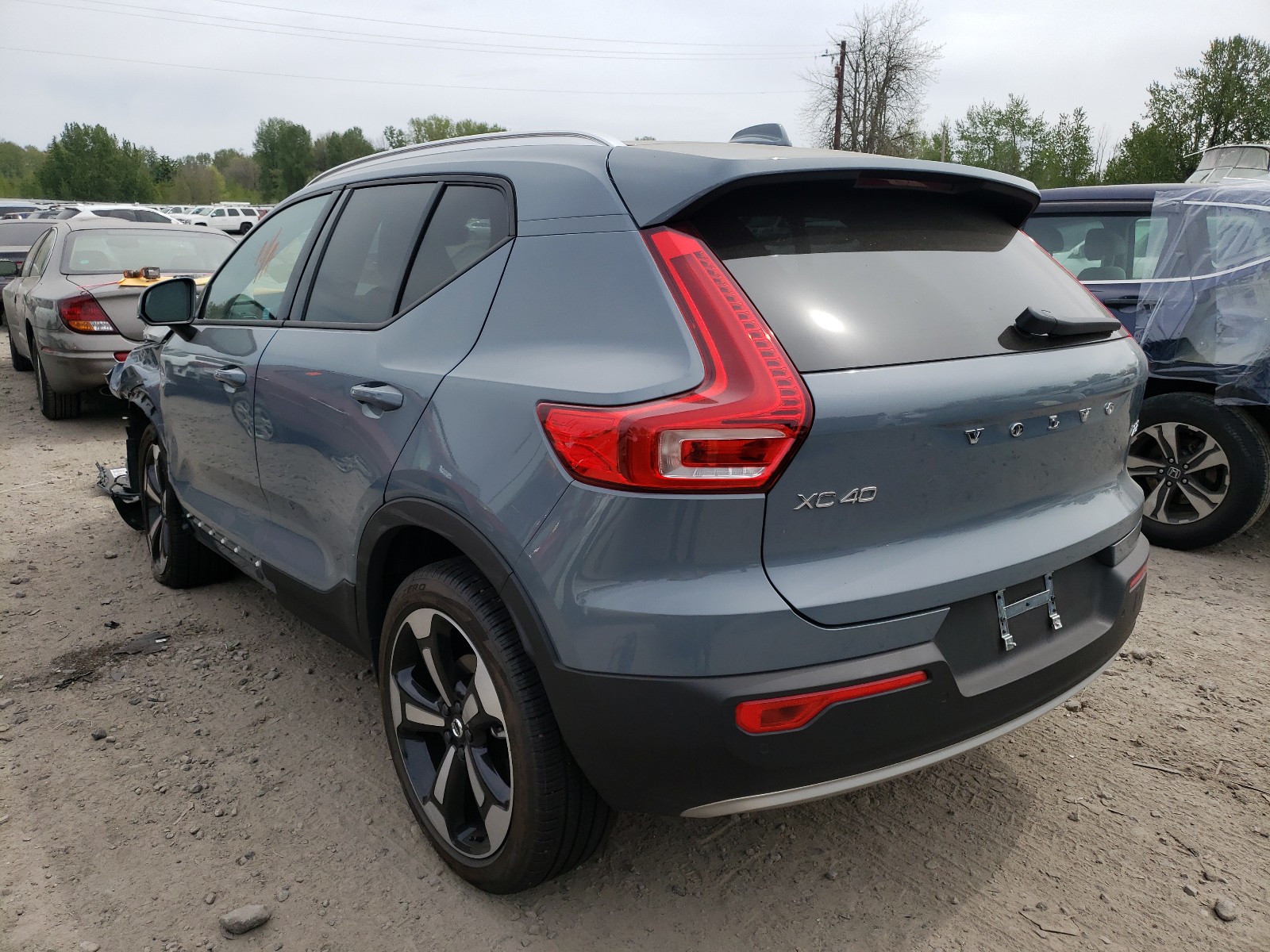 Photo 3 from auction – 2021 VOLVO XC40 T5 MO with VIN YV4162UK8M2445085