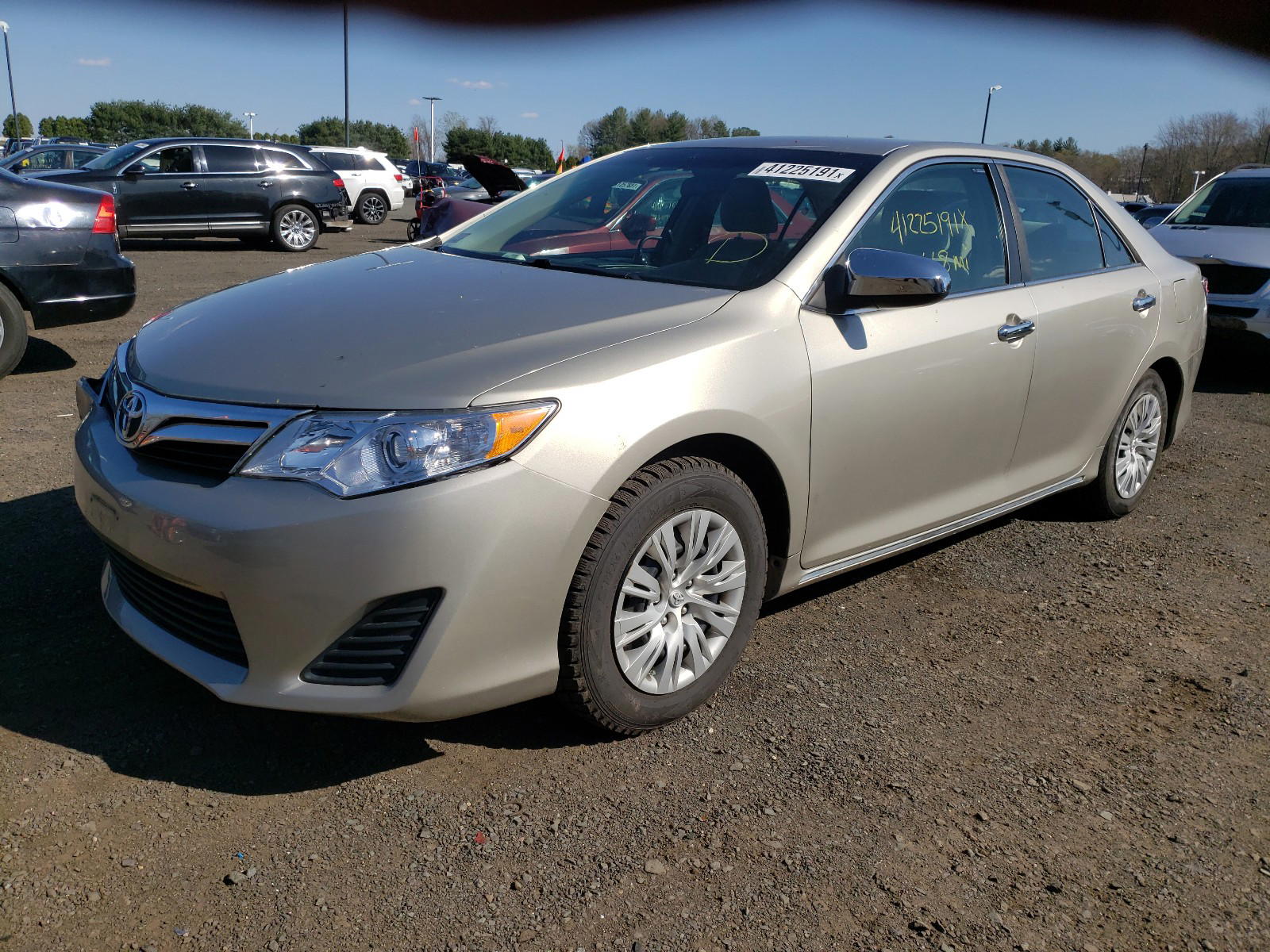 Photo 2 from auction – 2014 TOYOTA CAMRY L with VIN 4T4BF1FK2ER360359