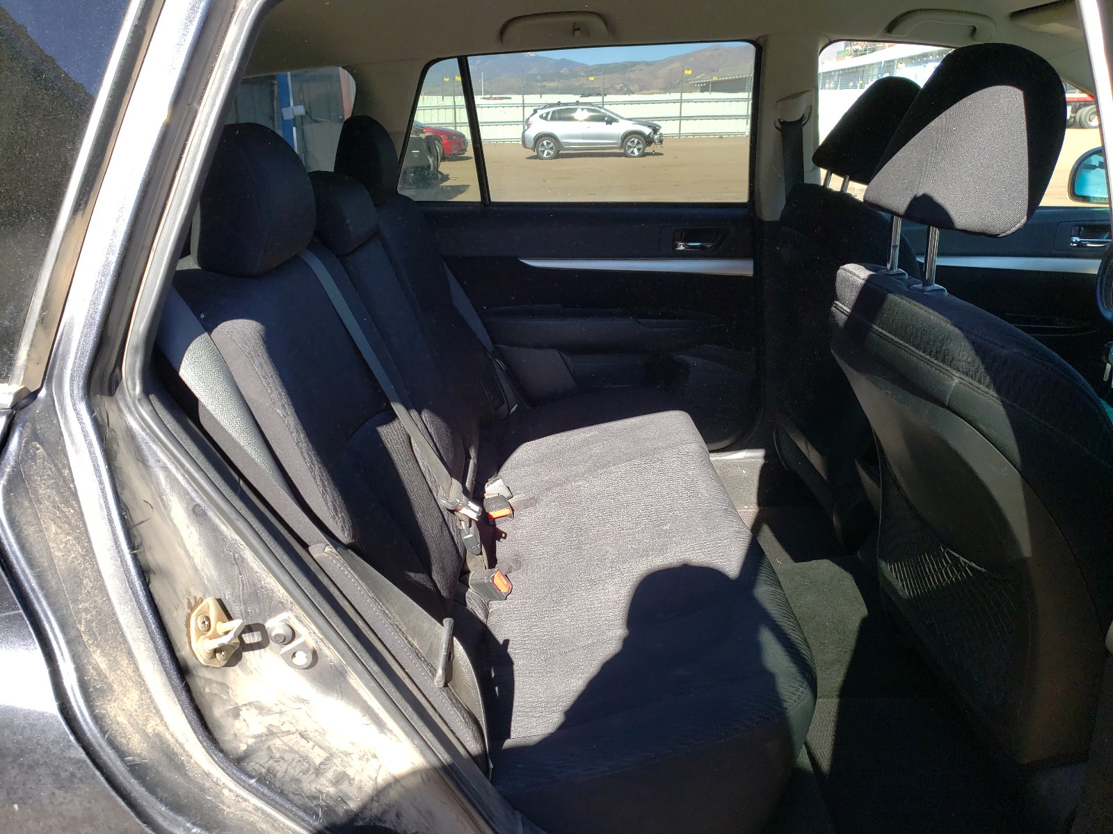 Снимка 6 от търг – 2012 SUBARU OUTBACK 2. с VIN 4S4BRBCC0C3228059