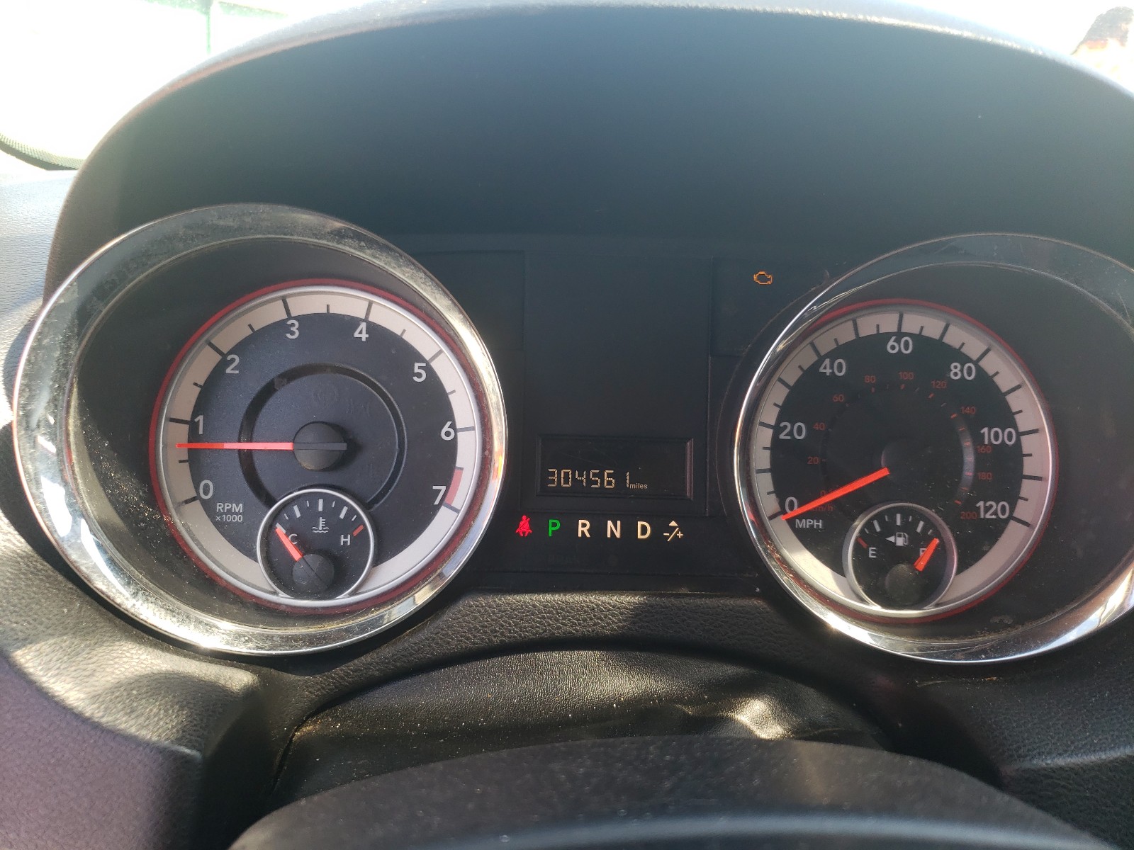 Photo 8 from auction – 2015 DODGE GRAND CARA with VIN 2C4RDGBG1FR569162