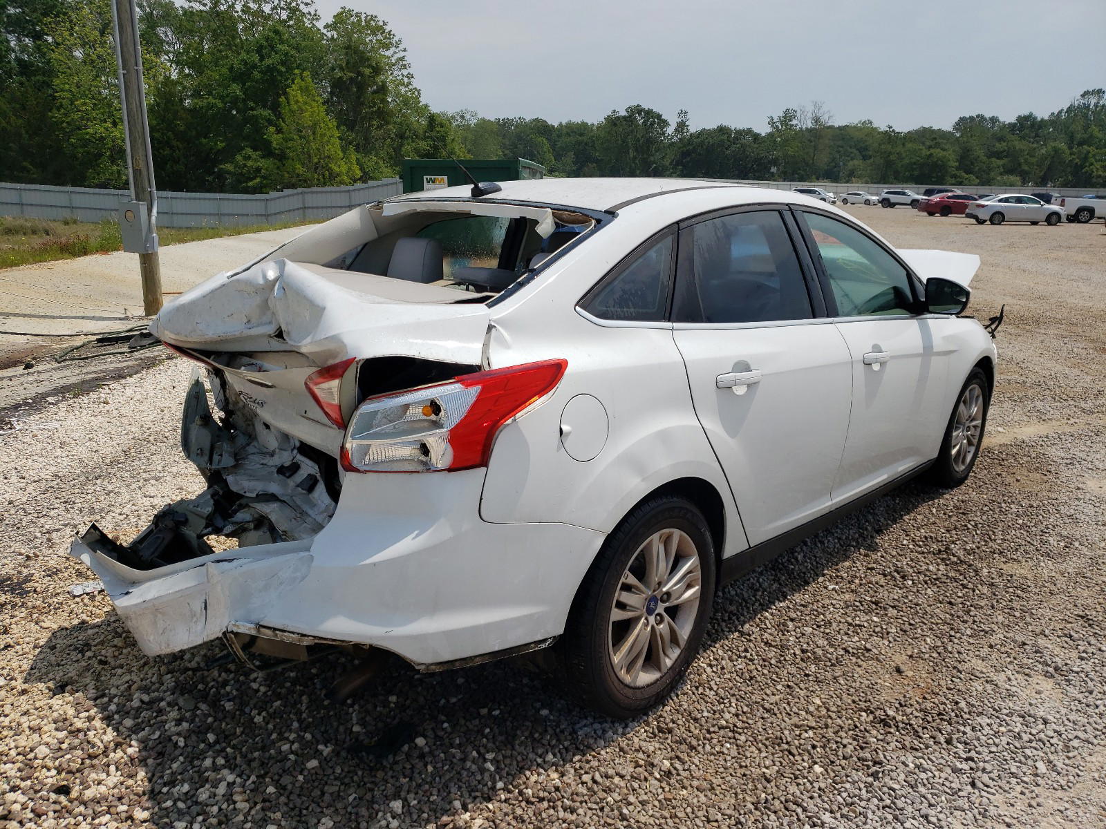 Photo 4 from auction – 2012 FORD FOCUS SEL with VIN 1FAHP3H26CL163217