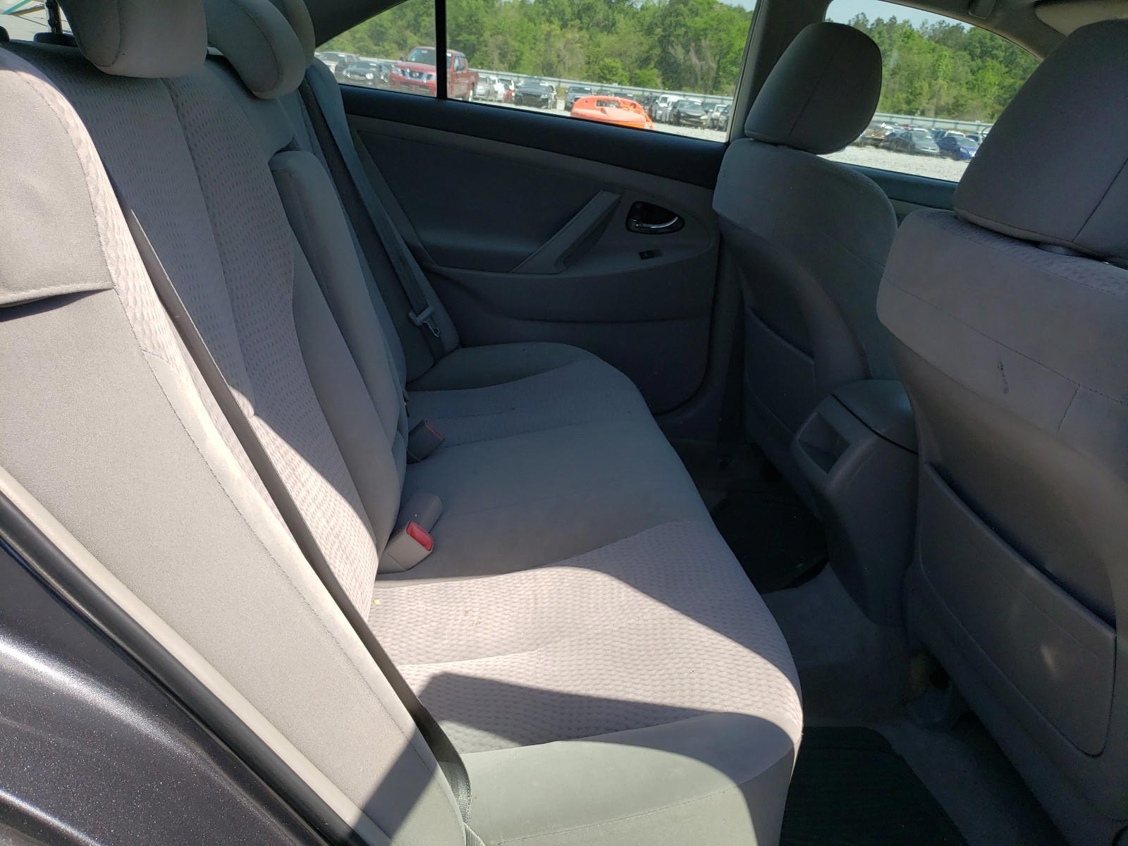 Photo 6 from auction – 2011 TOYOTA CAMRY BASE with VIN 4T1BF3EK2BU193925